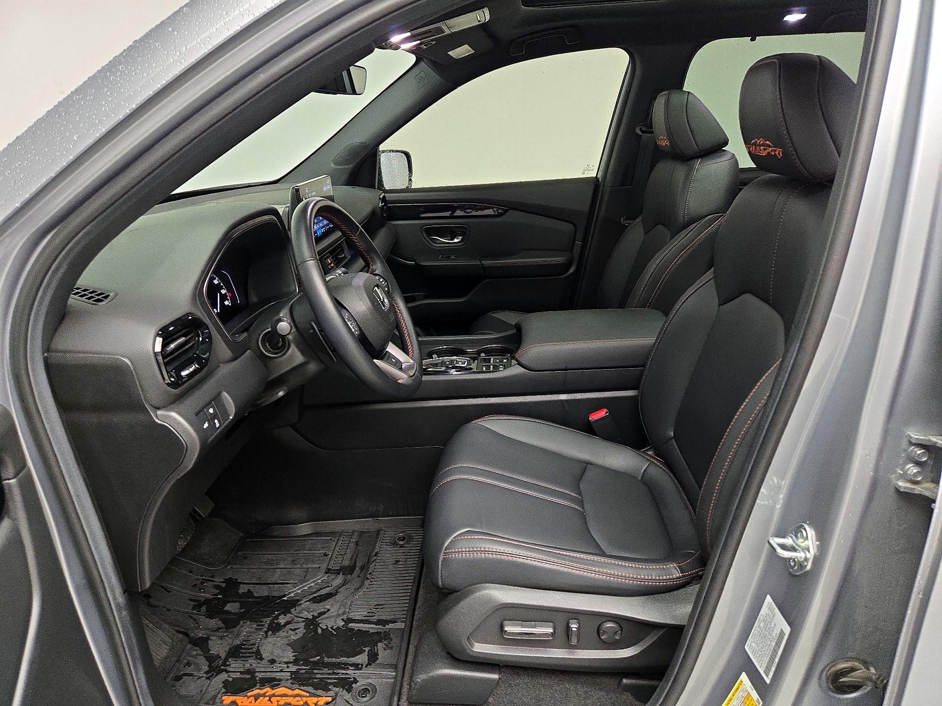 Thumbnail: 2025 Honda Pilot - 11