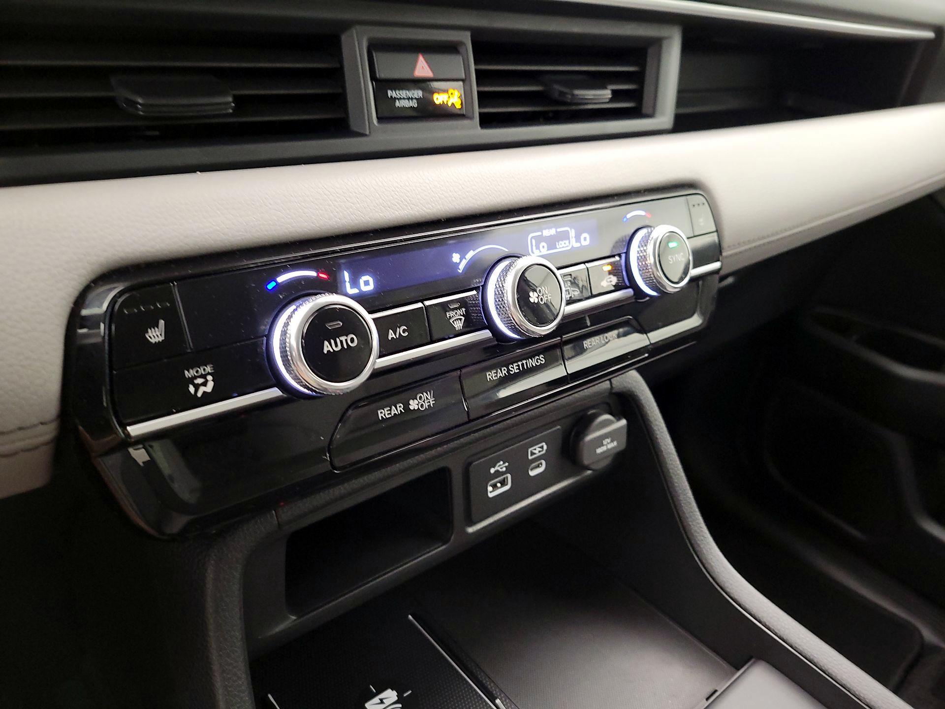 Thumbnail: 2025 Honda Pilot - 16