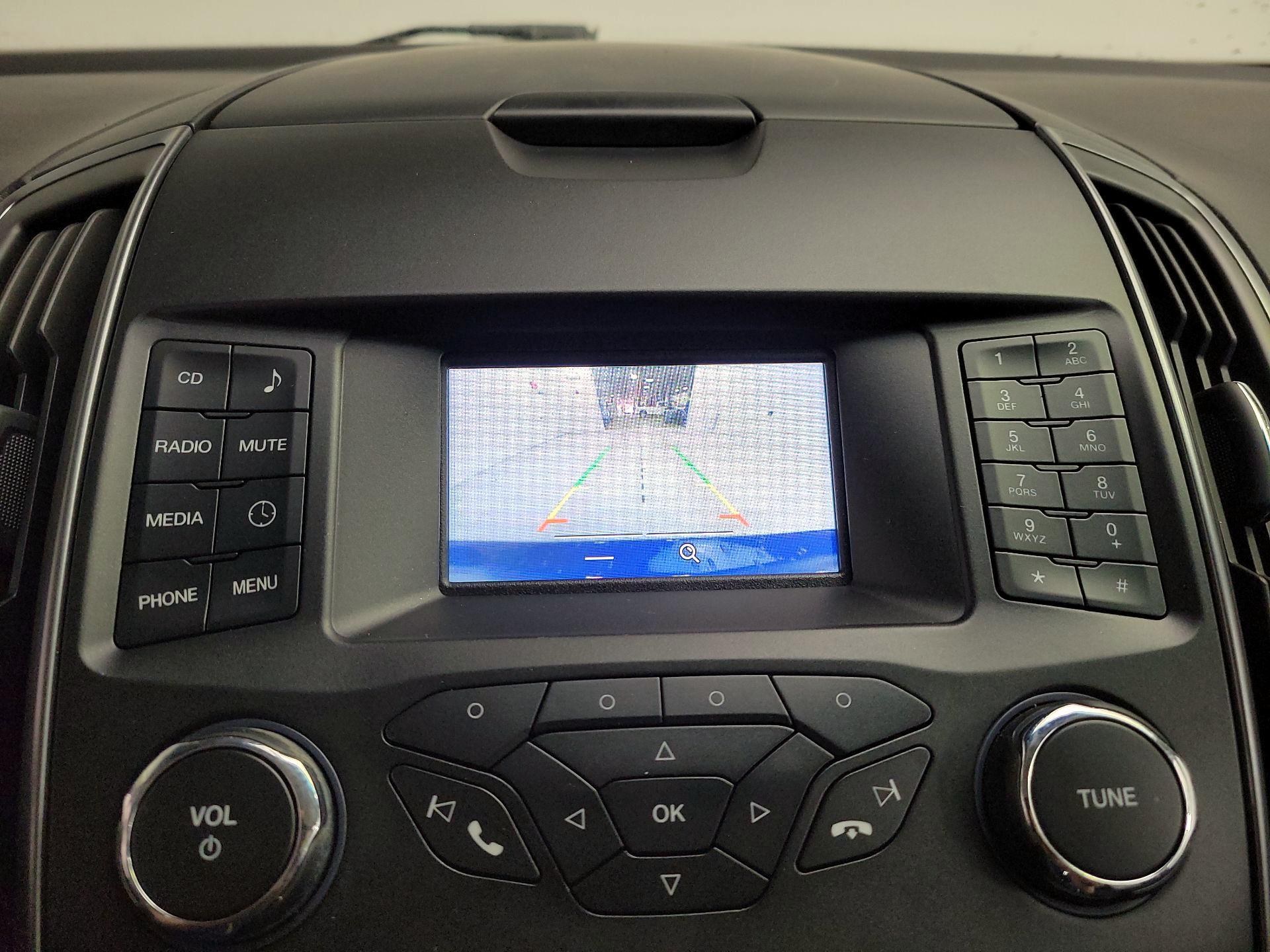 Thumbnail: 2015 Ford Edge - 14