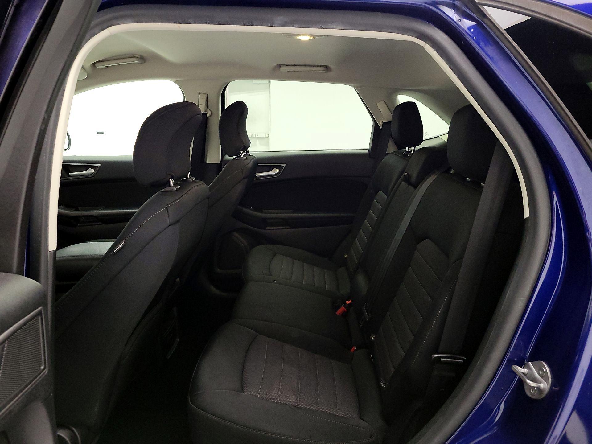 Thumbnail: 2015 Ford Edge - 19