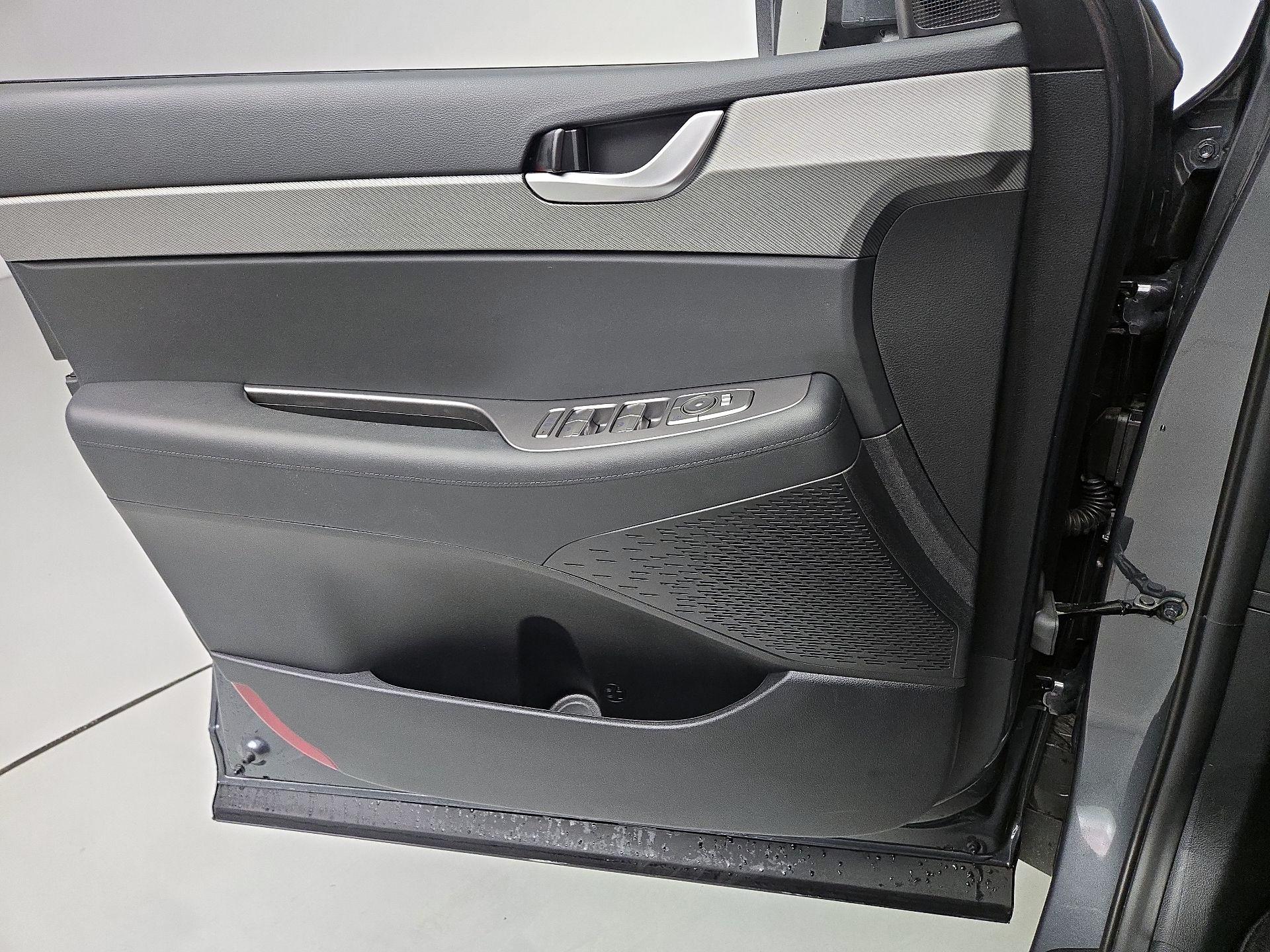 Thumbnail: 2025 Hyundai Palisade - 12