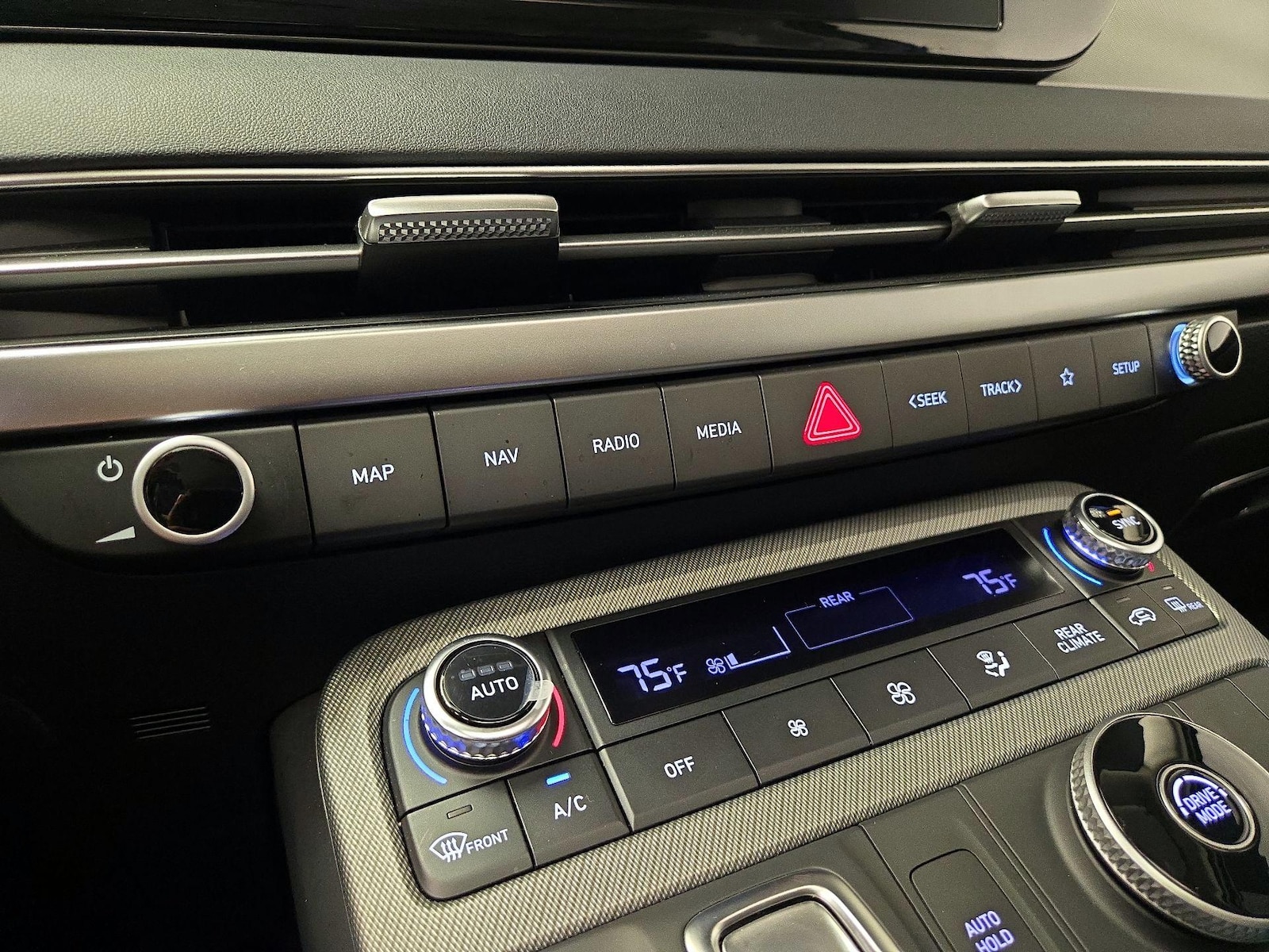 2025 Hyundai Palisade XRT - Photo 18