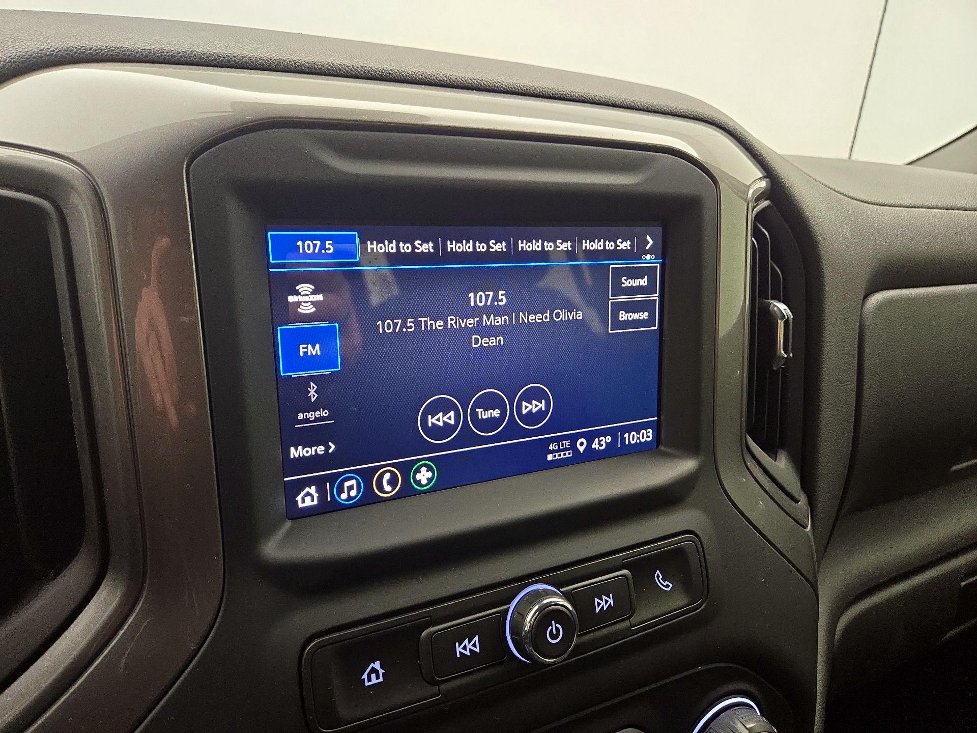 Thumbnail: 2024 Chevrolet Silverado 1500 - 15