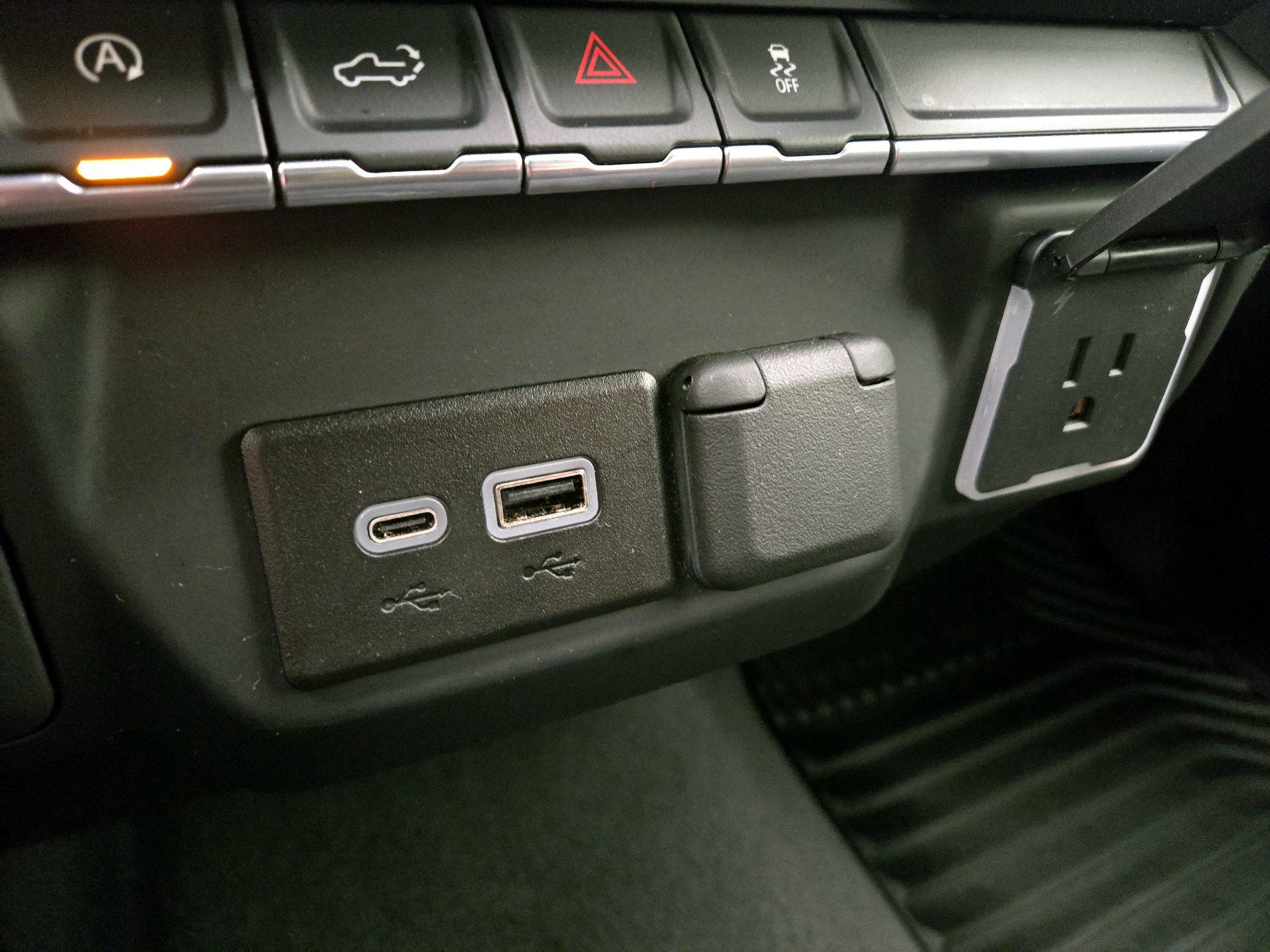 Thumbnail: 2024 Chevrolet Silverado 1500 - 18