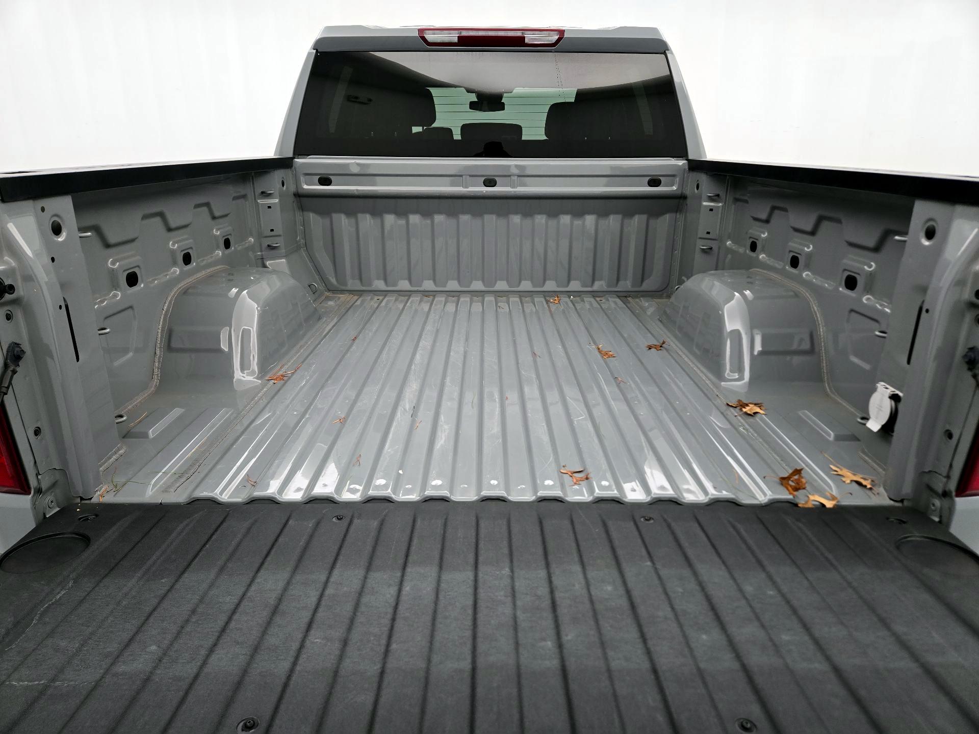 Thumbnail: 2024 Chevrolet Silverado 1500 - 20