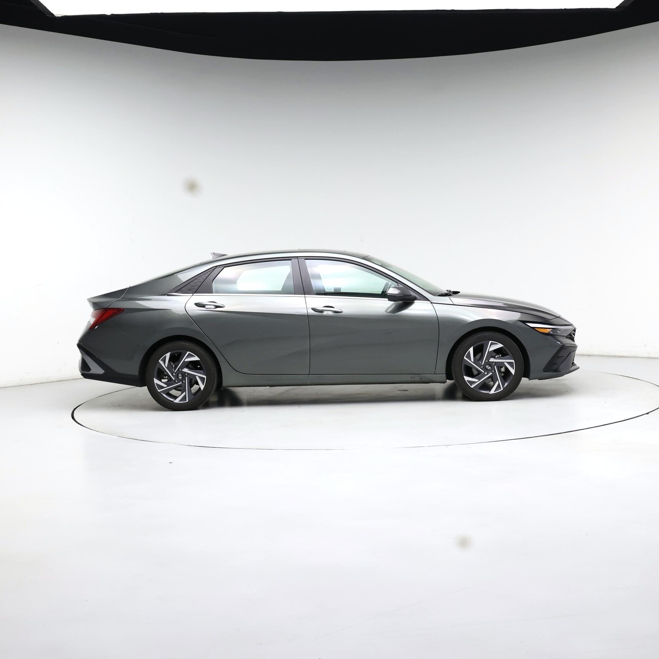 Thumbnail: 2024 Hyundai Elantra - 7