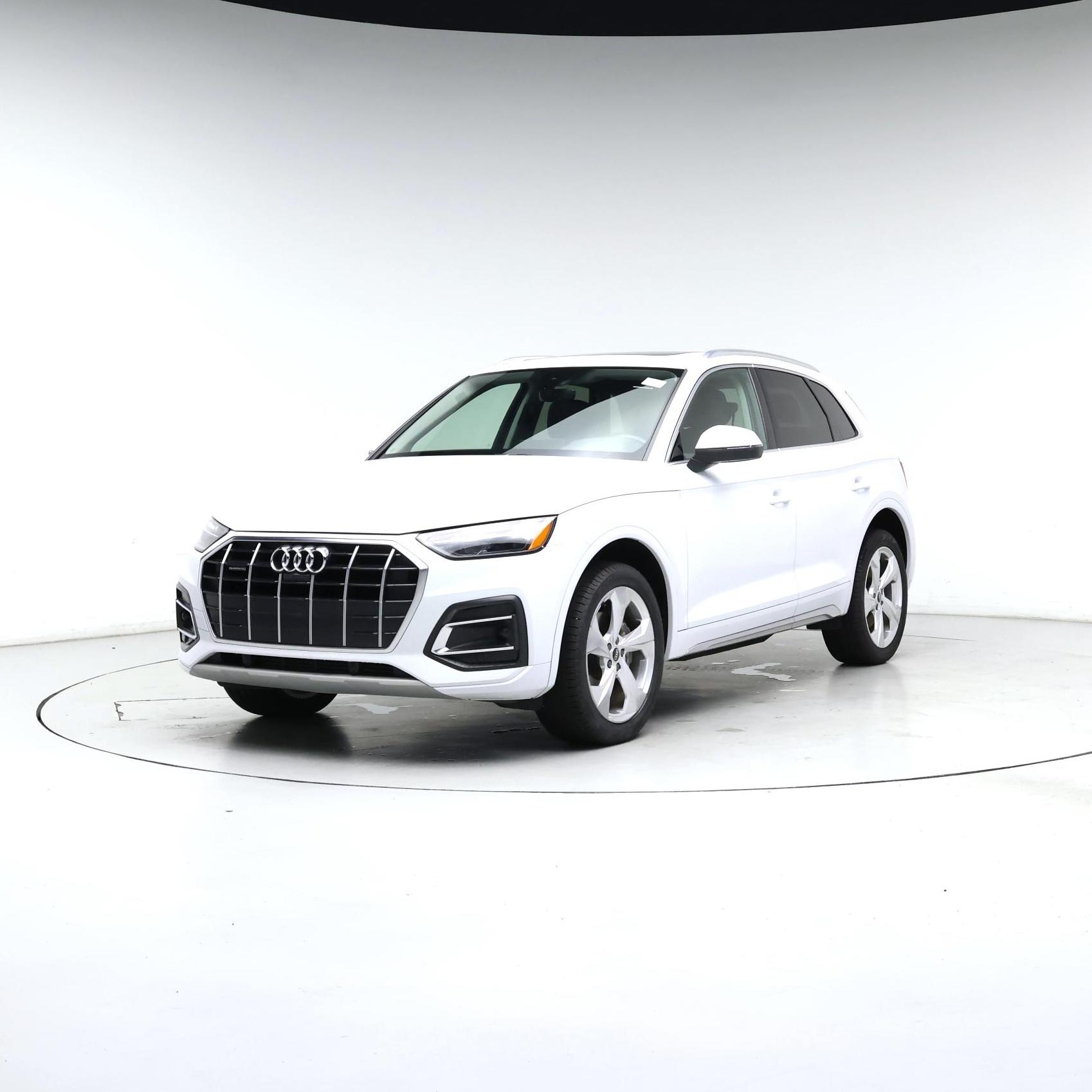 Thumbnail: 2021 Audi Q5 - 4