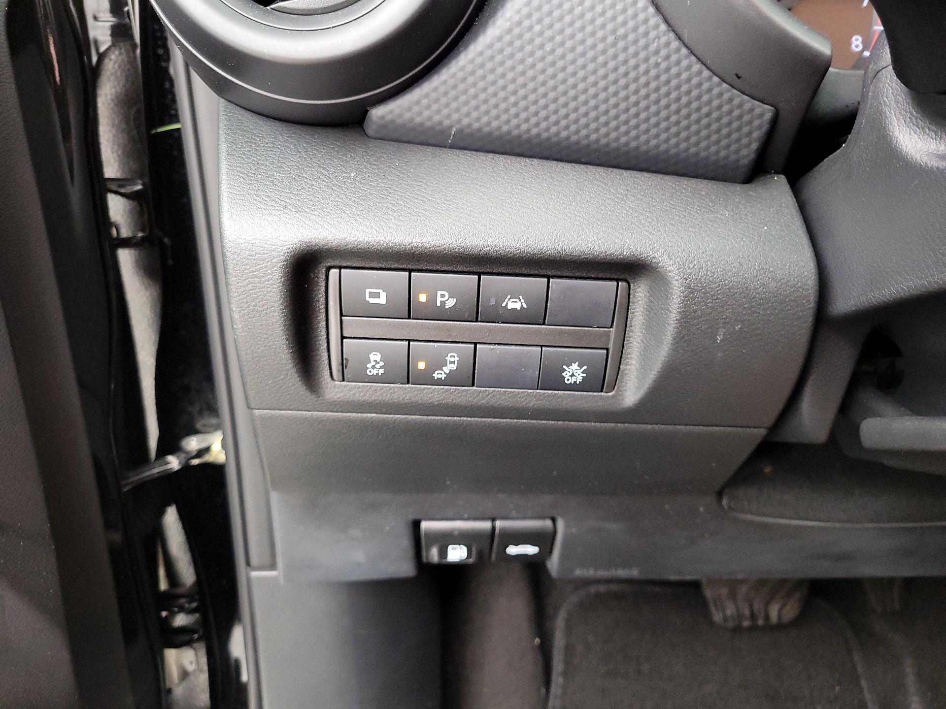 Thumbnail: 2024 Nissan Kicks - 13