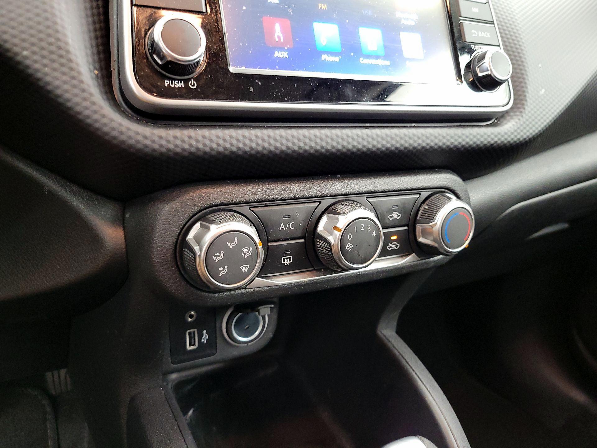 Thumbnail: 2024 Nissan Kicks - 16