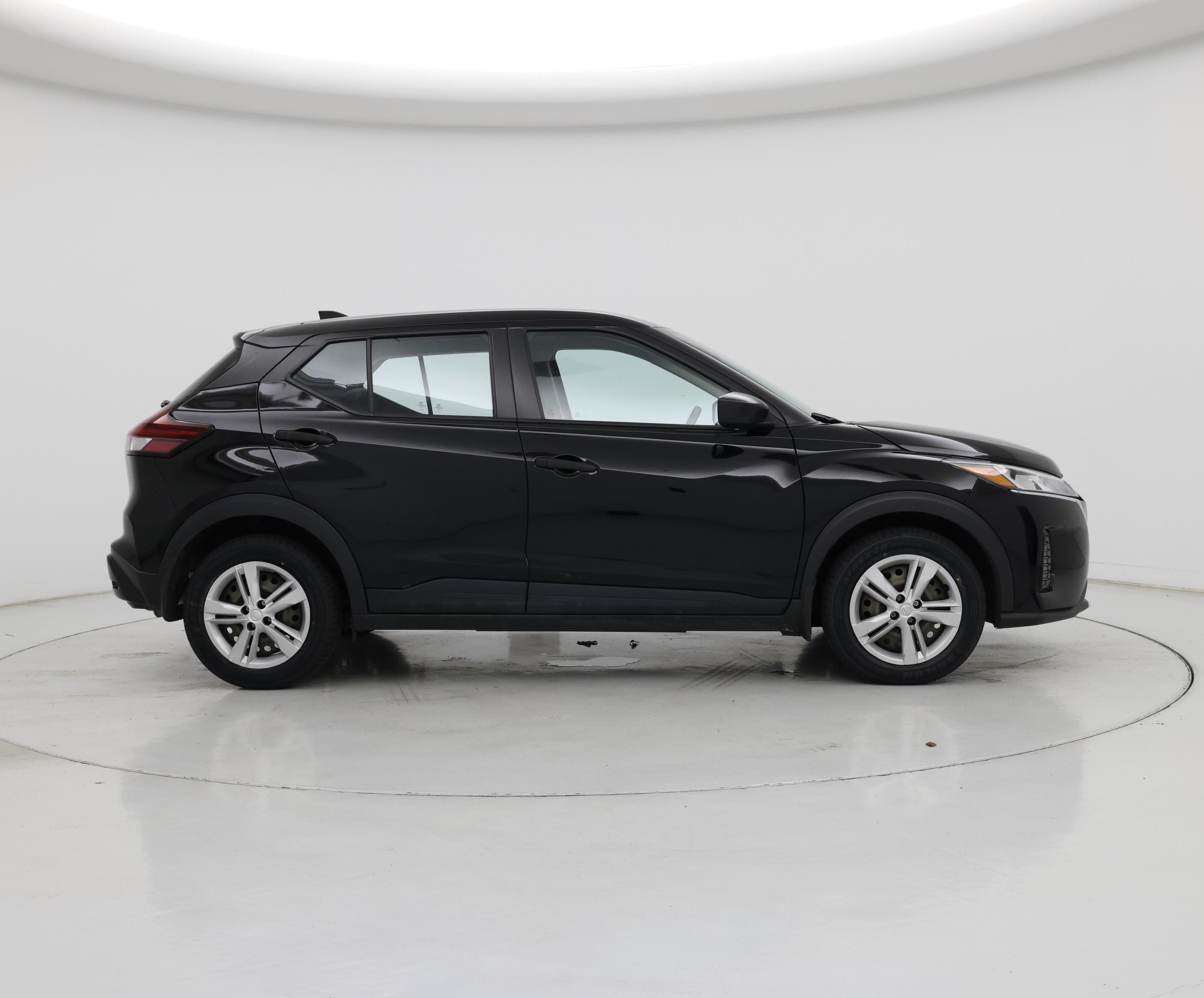 Thumbnail: 2024 Nissan Kicks - 7