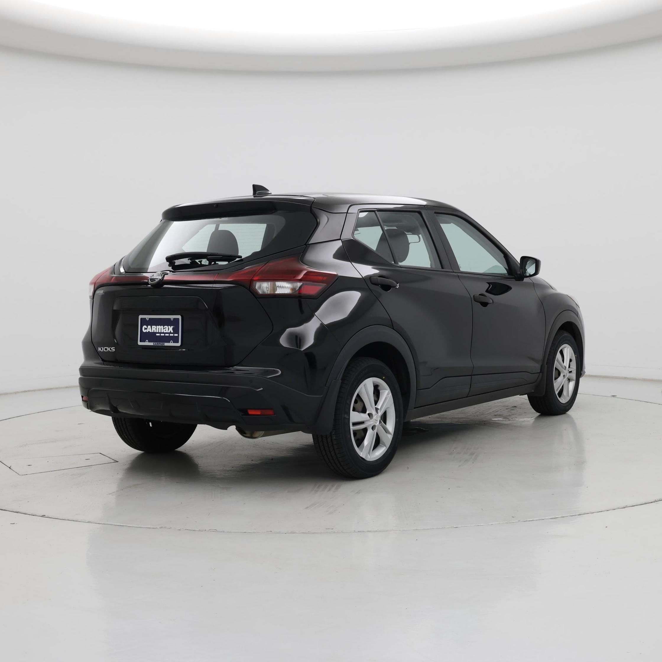 Thumbnail: 2024 Nissan Kicks - 8
