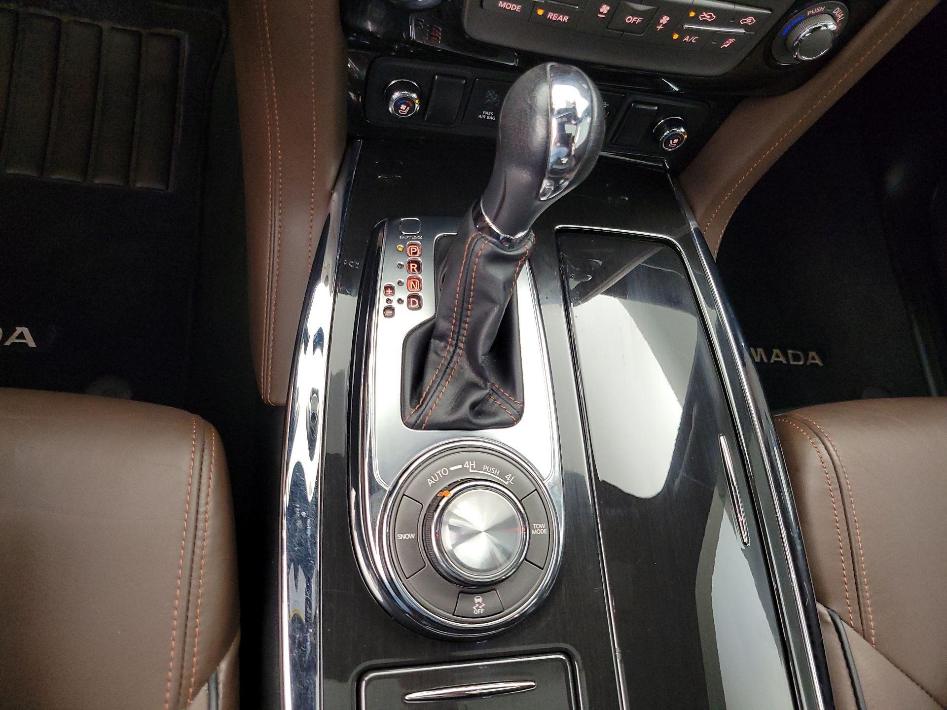 Thumbnail: 2020 Nissan Armada - 18