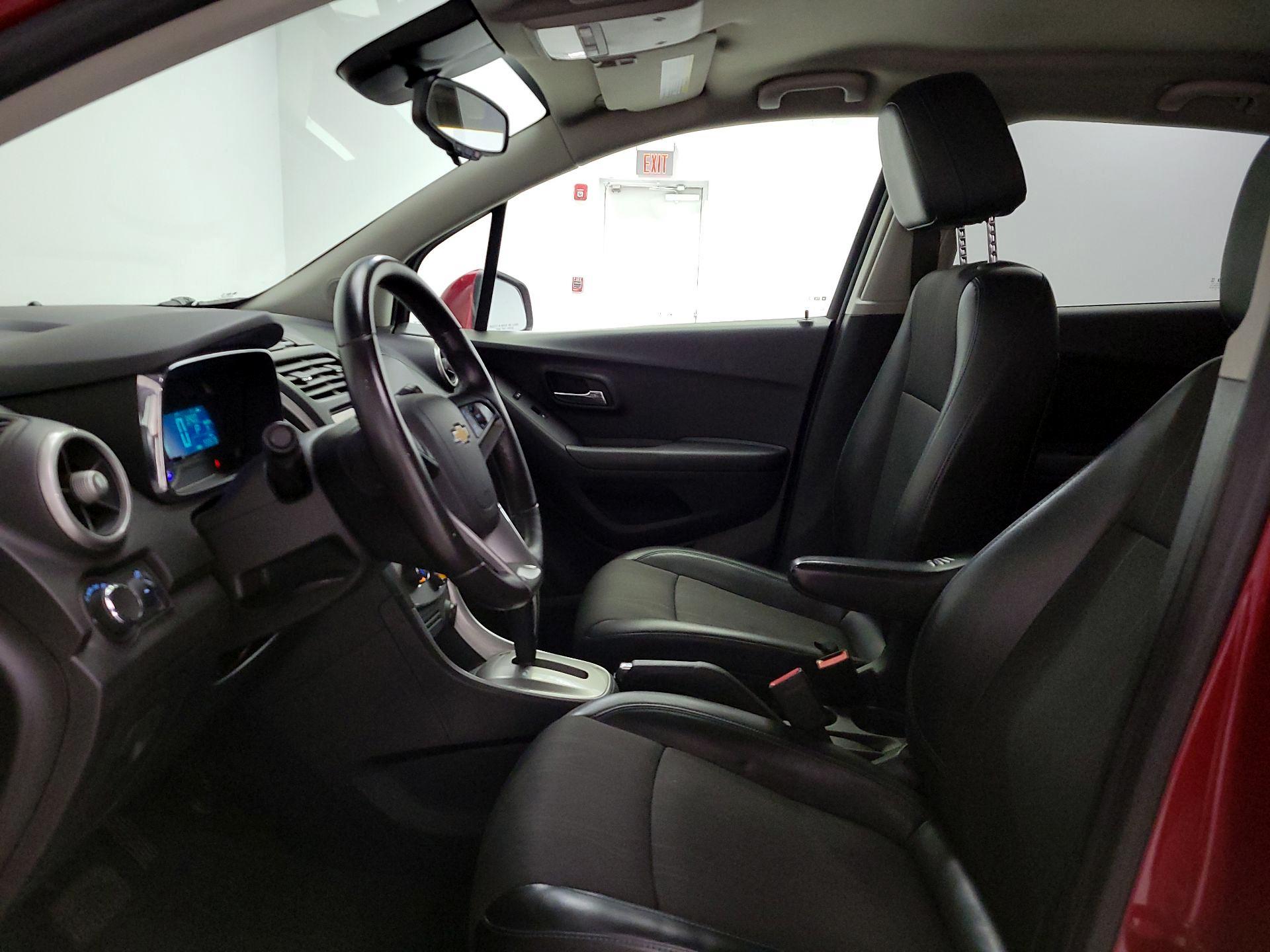 Thumbnail: 2015 Chevrolet Trax - 11