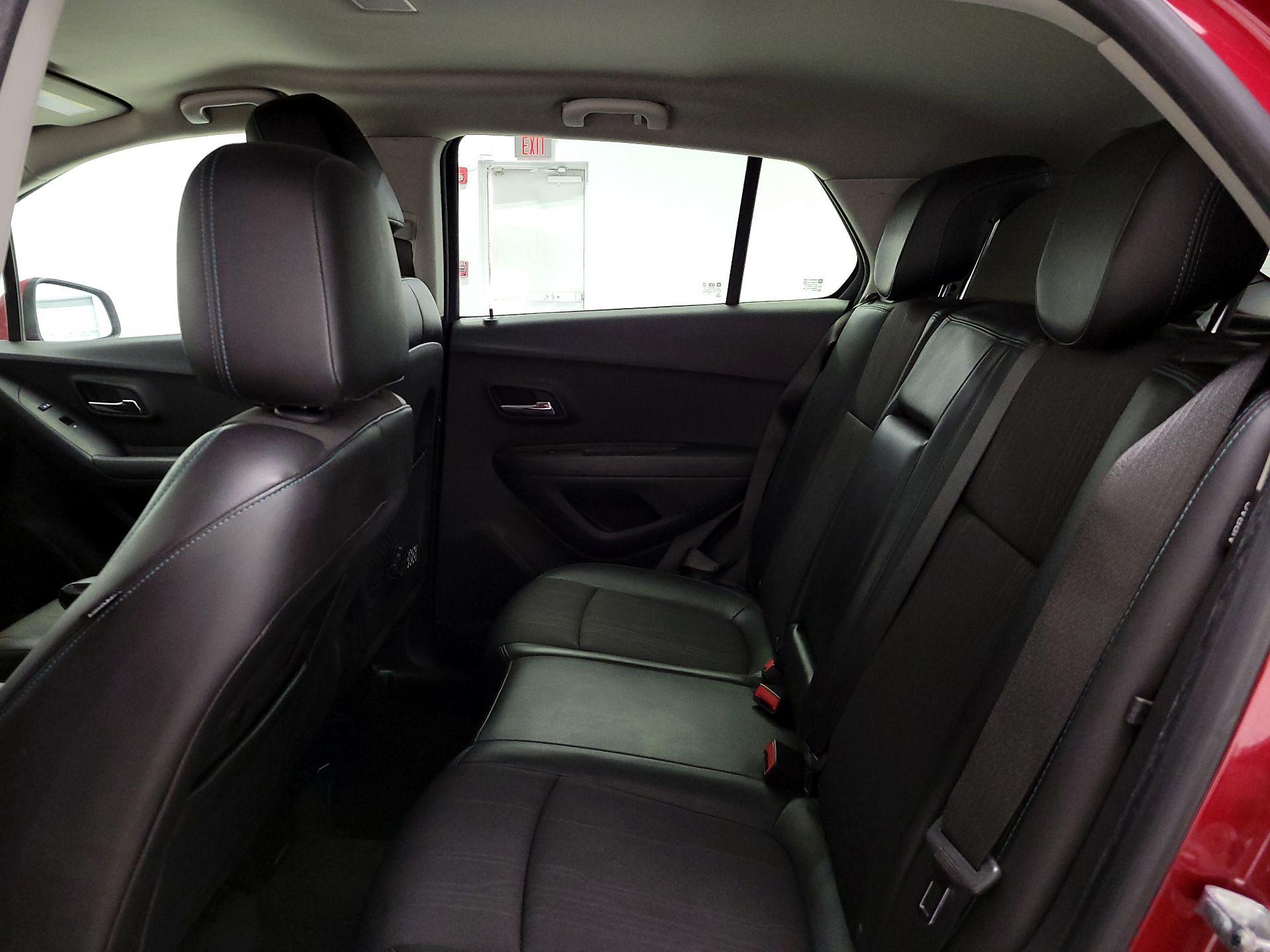 Thumbnail: 2015 Chevrolet Trax - 19