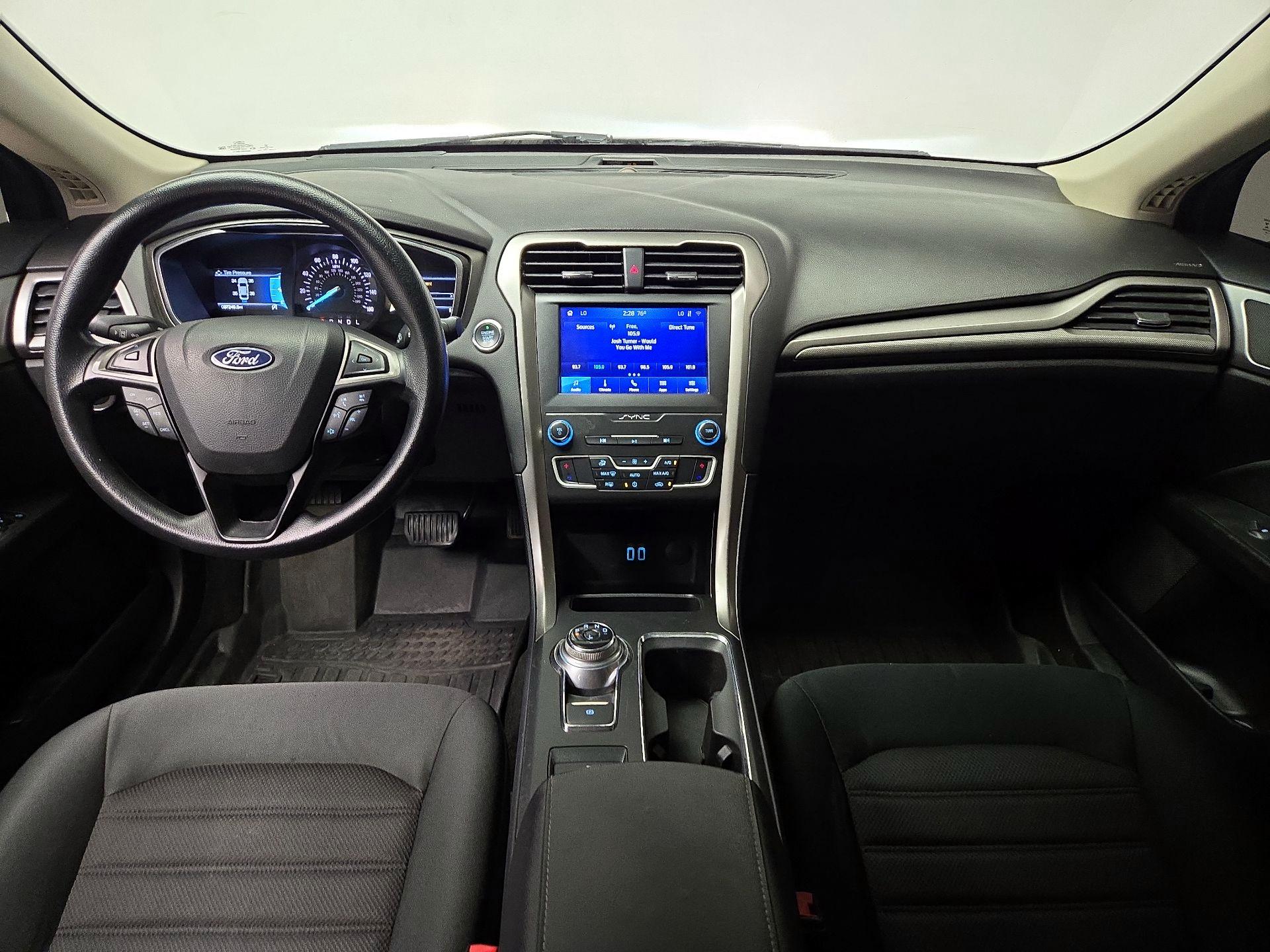 Thumbnail: 2020 Ford Fusion - 9