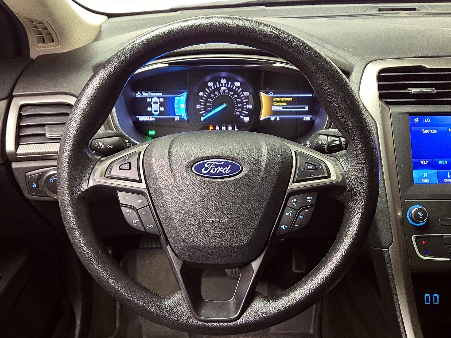 Thumbnail: 2020 Ford Fusion - 10