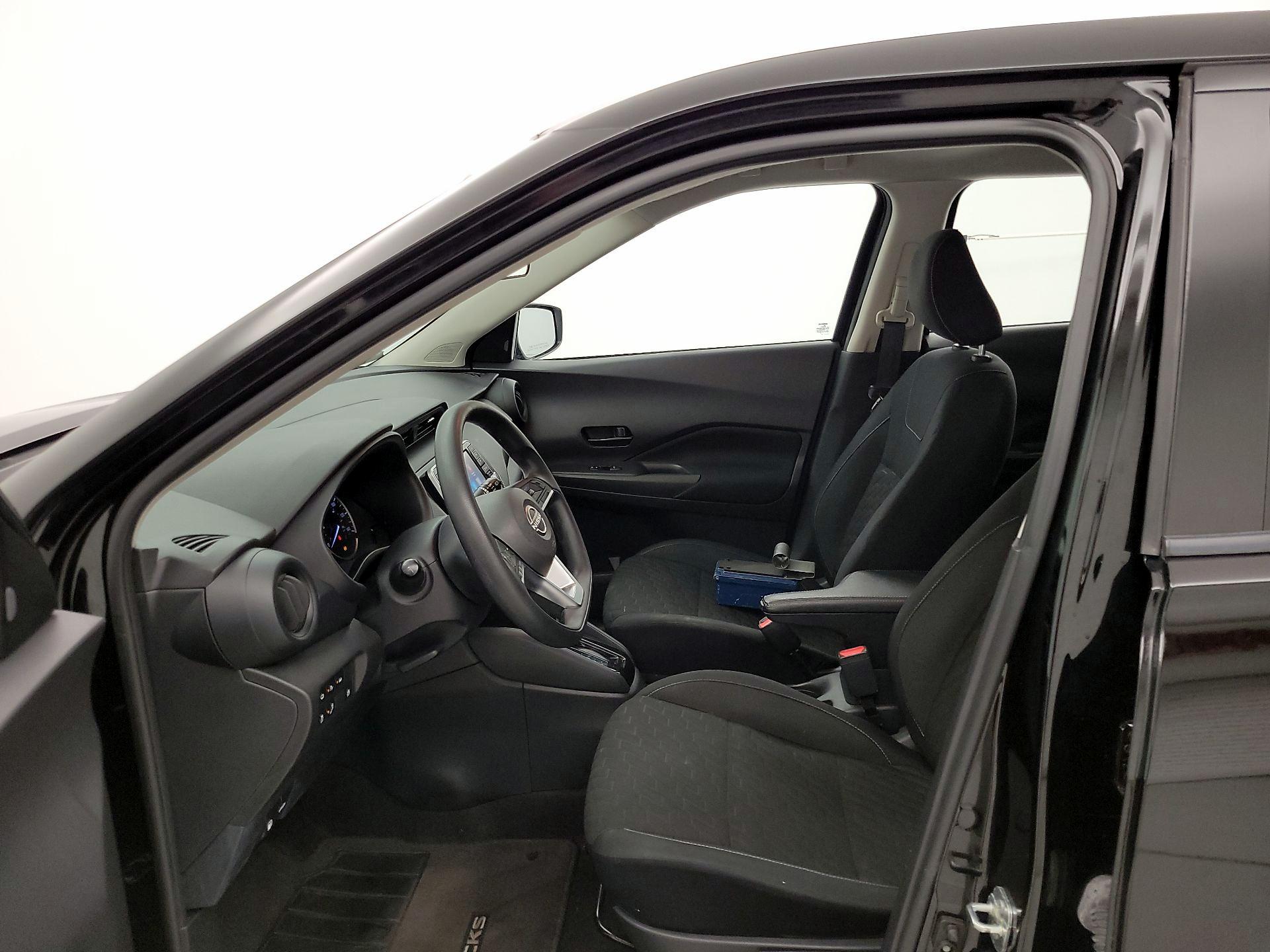 Thumbnail: 2022 Nissan Kicks - 11