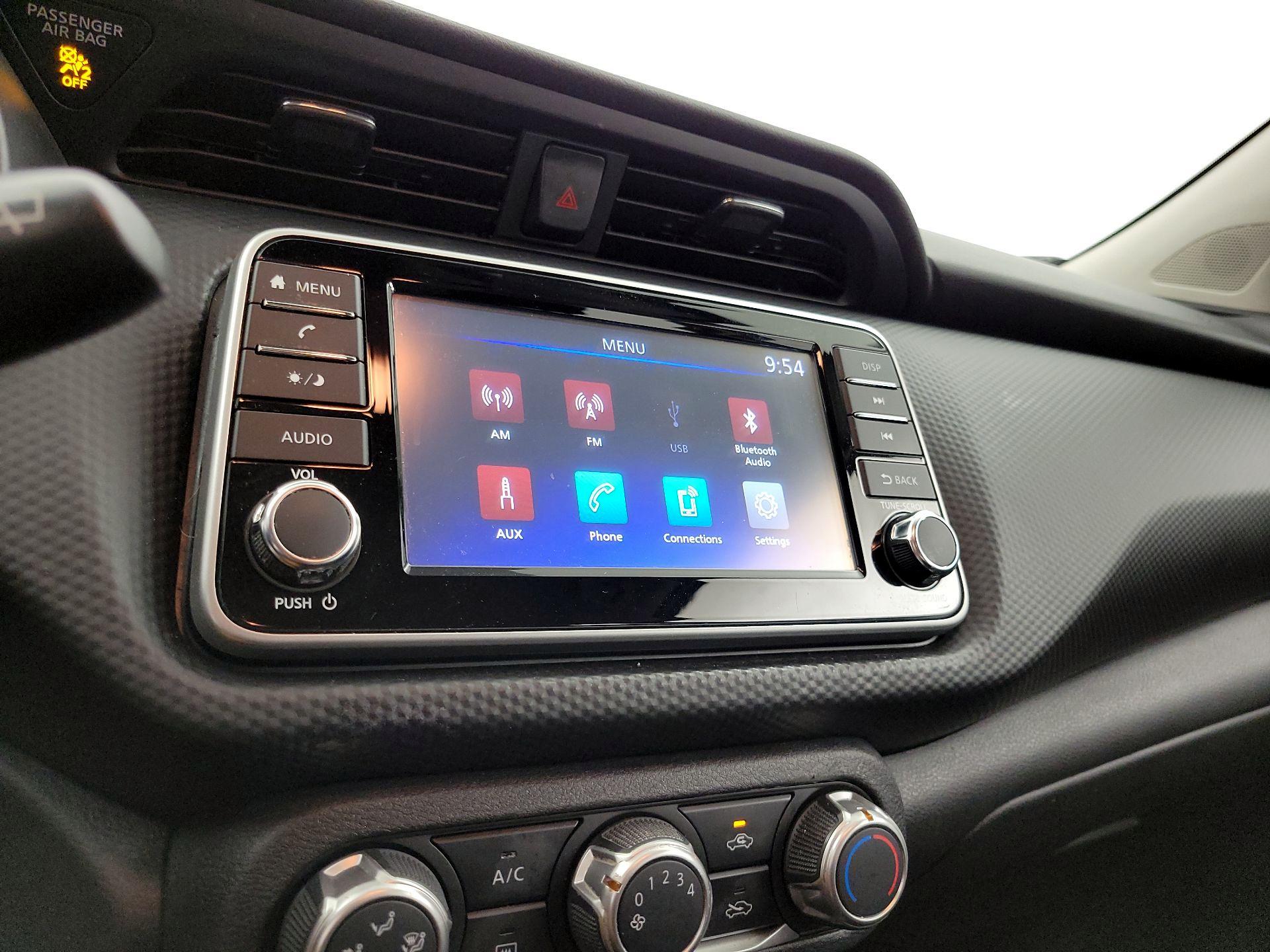 Thumbnail: 2022 Nissan Kicks - 15