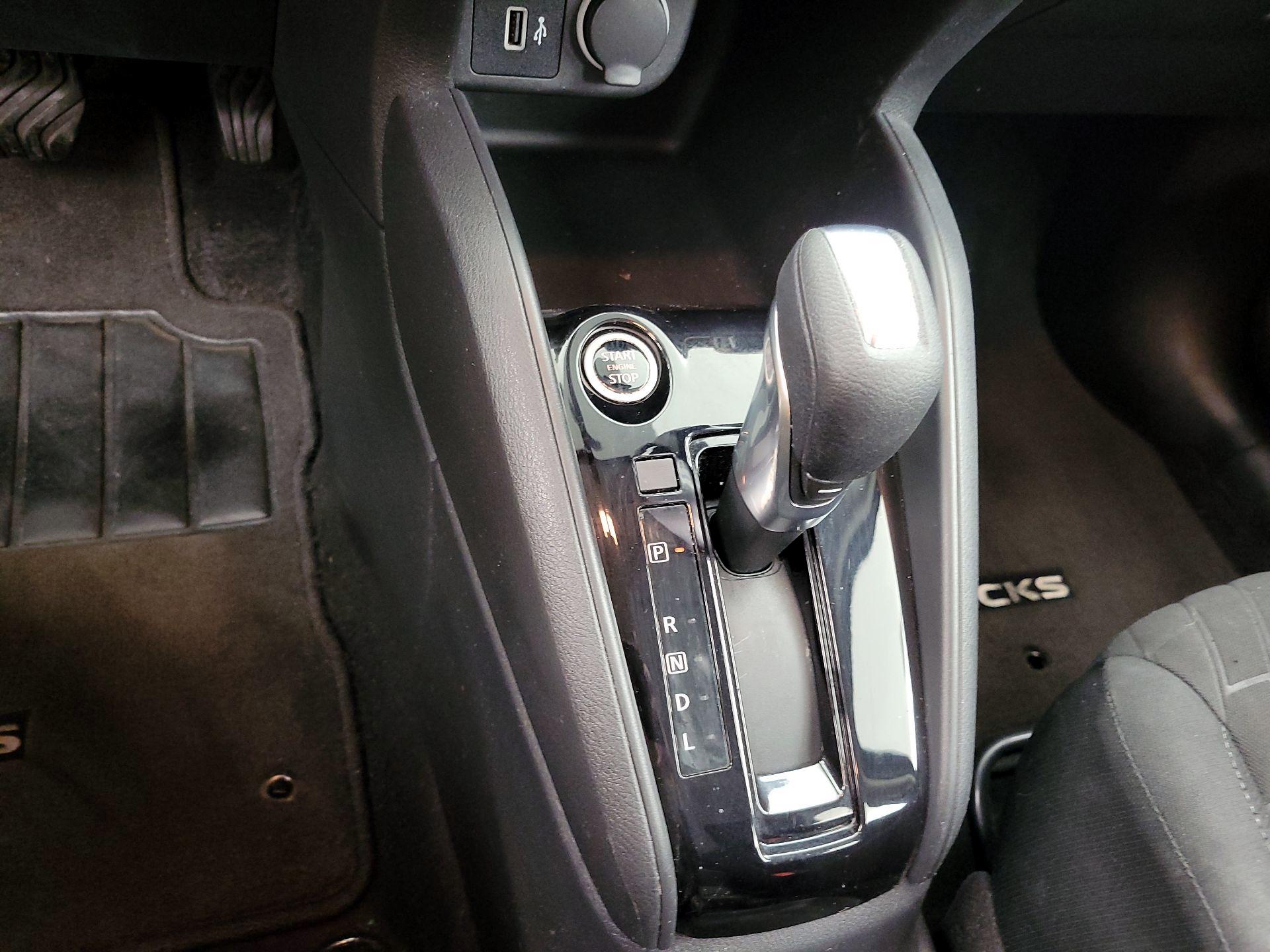 Thumbnail: 2022 Nissan Kicks - 17