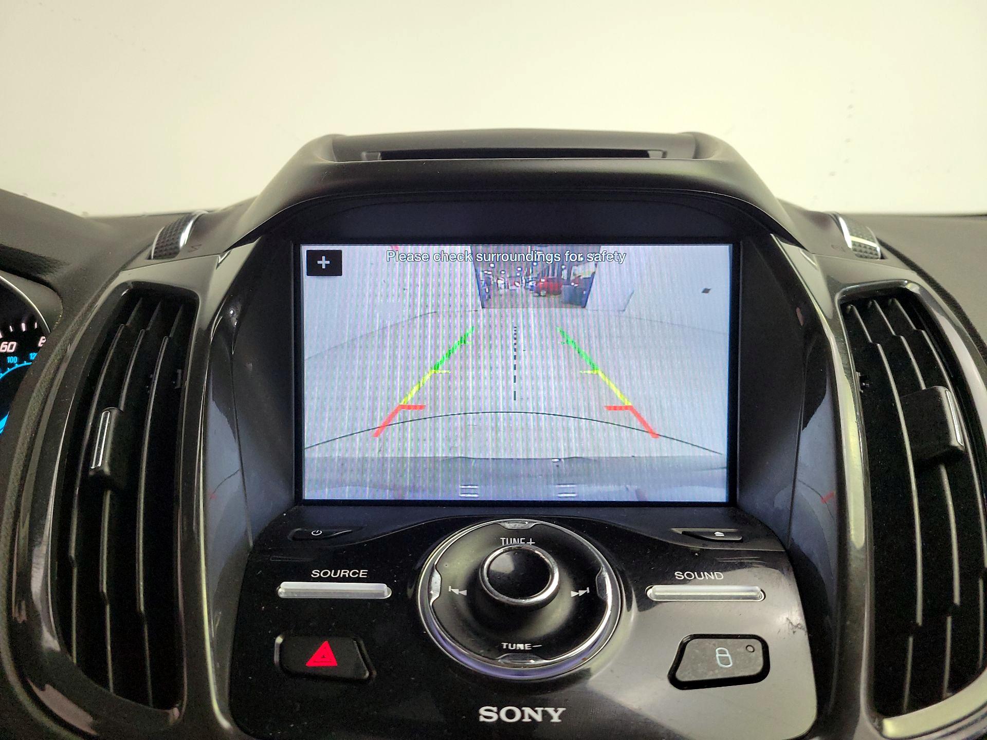 Thumbnail: 2016 Ford Escape - 15