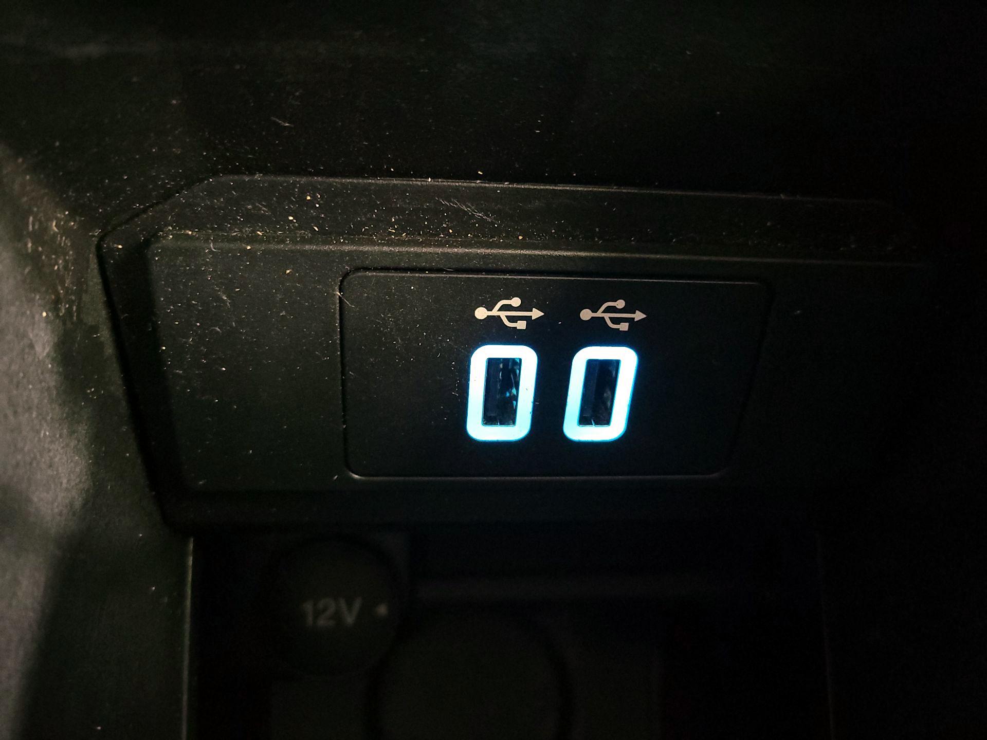 Thumbnail: 2016 Ford Escape - 19