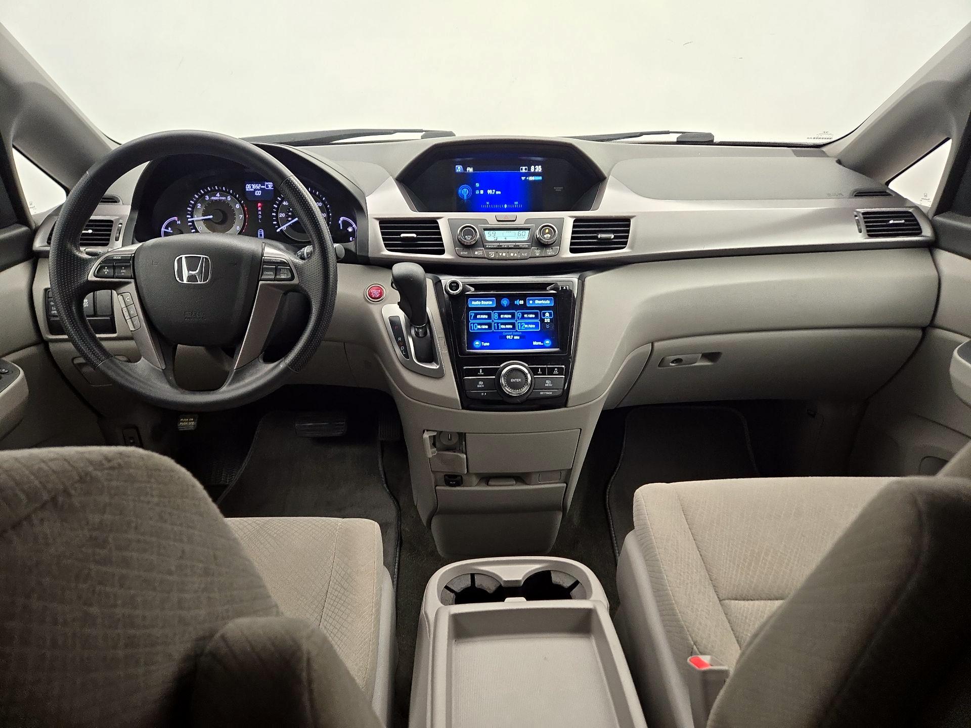 Thumbnail: 2017 Honda Odyssey - 9