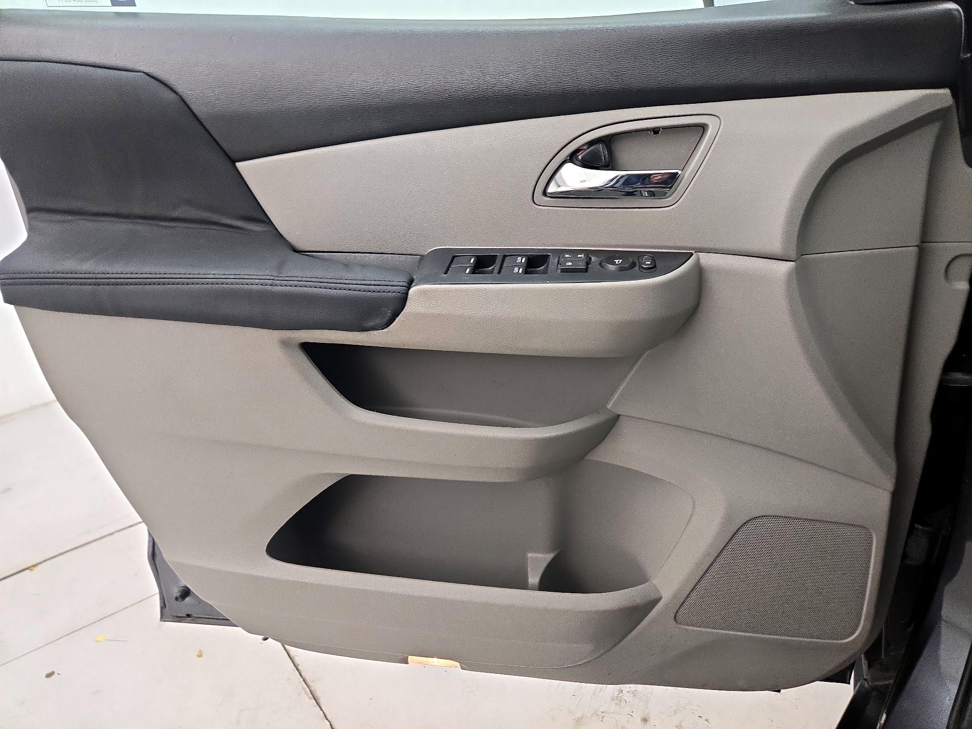 Thumbnail: 2017 Honda Odyssey - 12