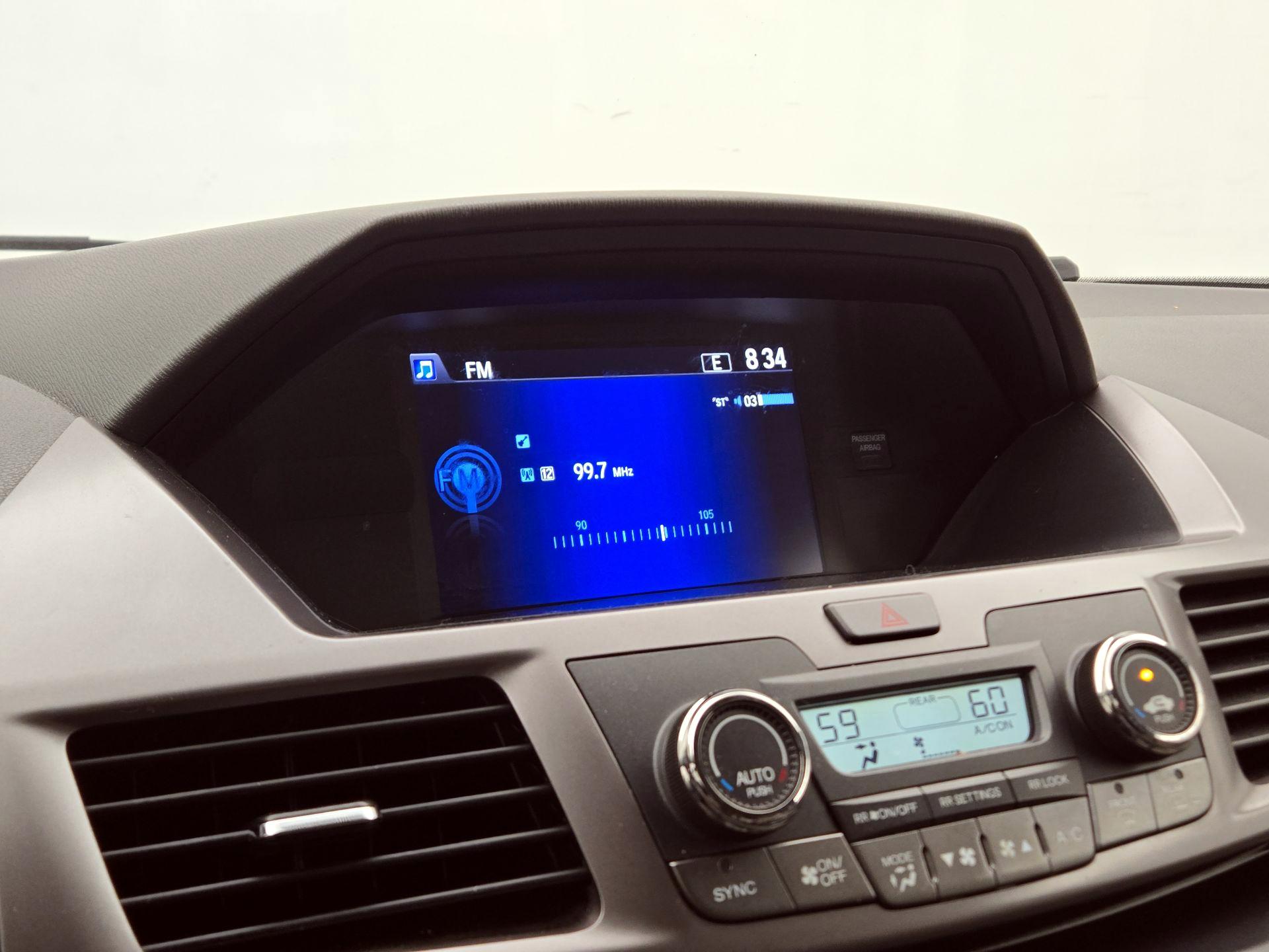 Thumbnail: 2017 Honda Odyssey - 15