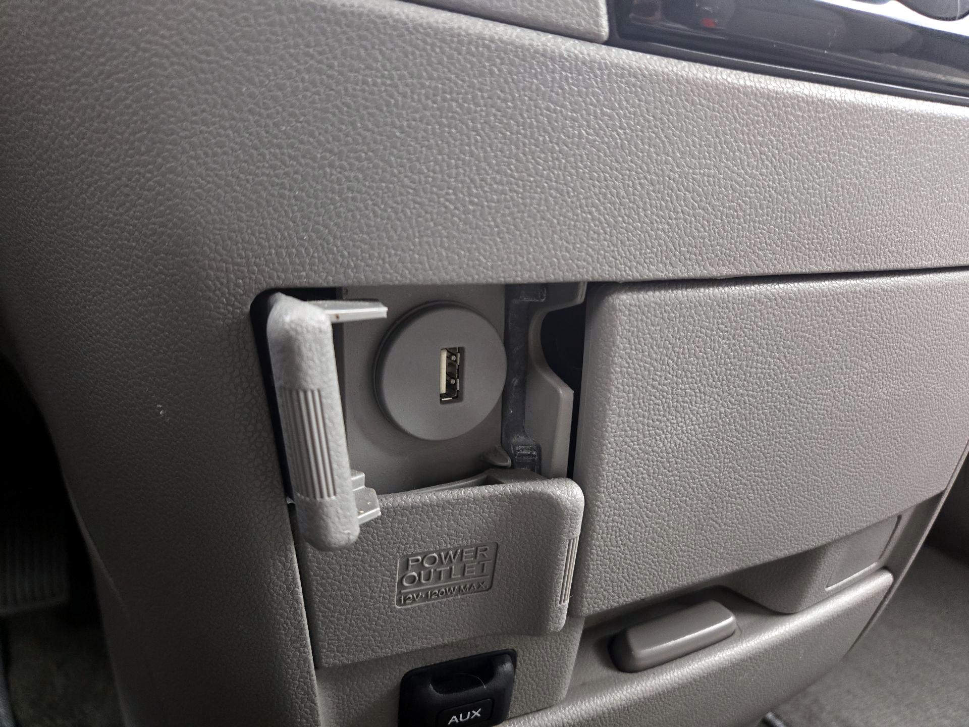 Thumbnail: 2017 Honda Odyssey - 18