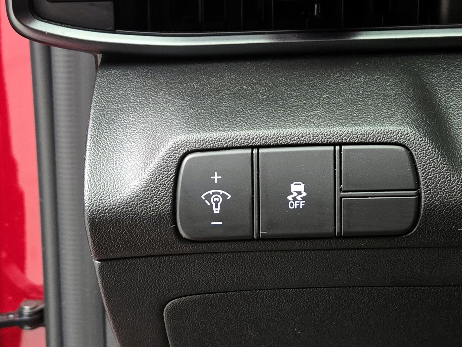 Thumbnail: 2025 Hyundai Elantra - 13