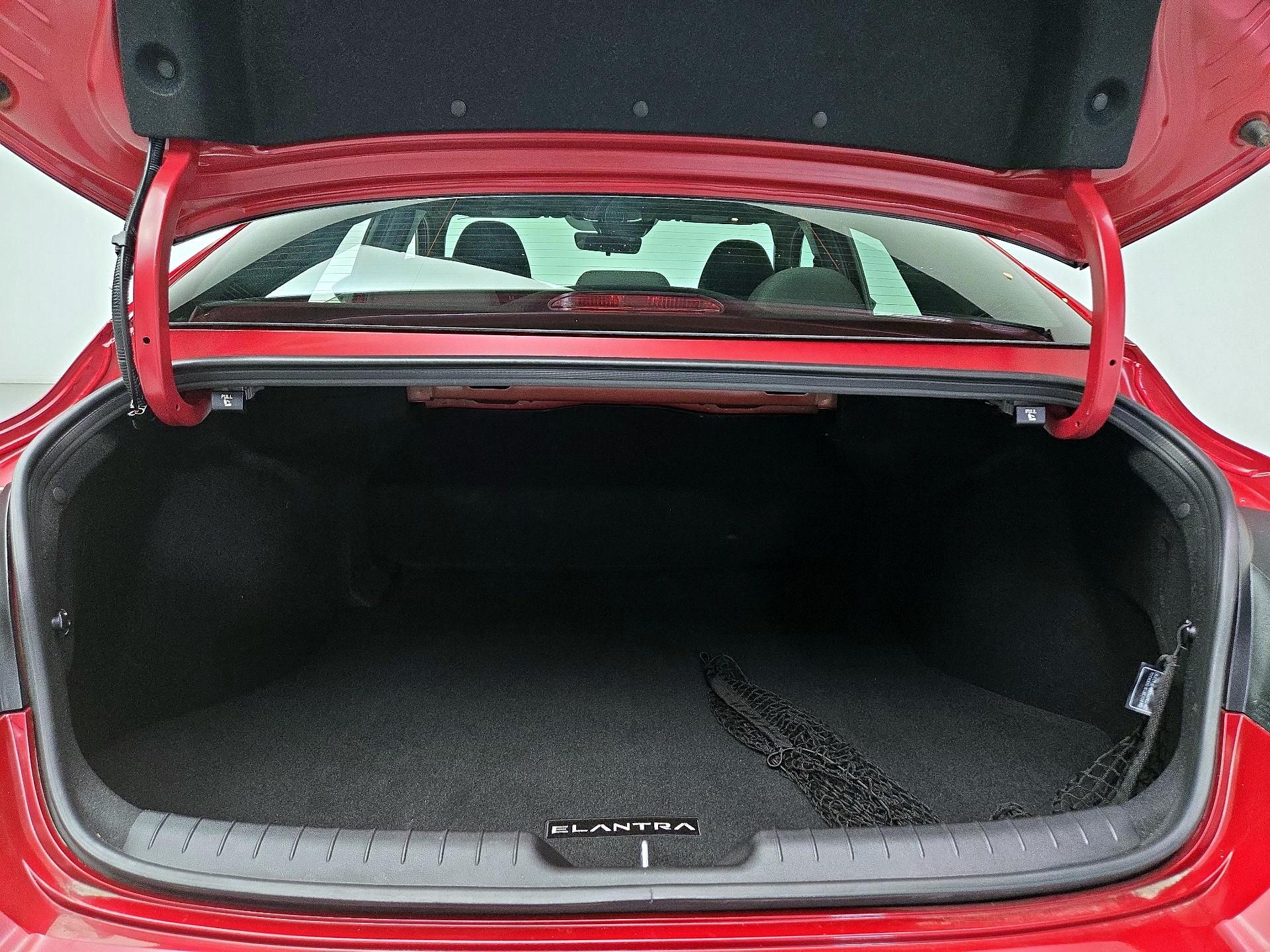 Thumbnail: 2025 Hyundai Elantra - 20