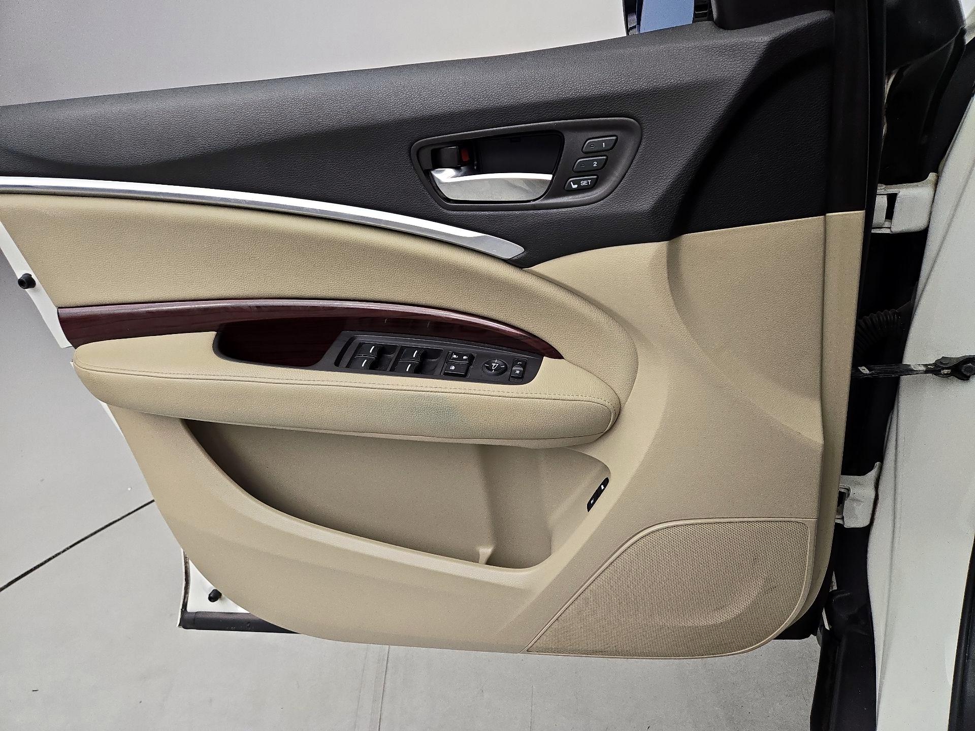 Thumbnail: 2016 Acura MDX - 12