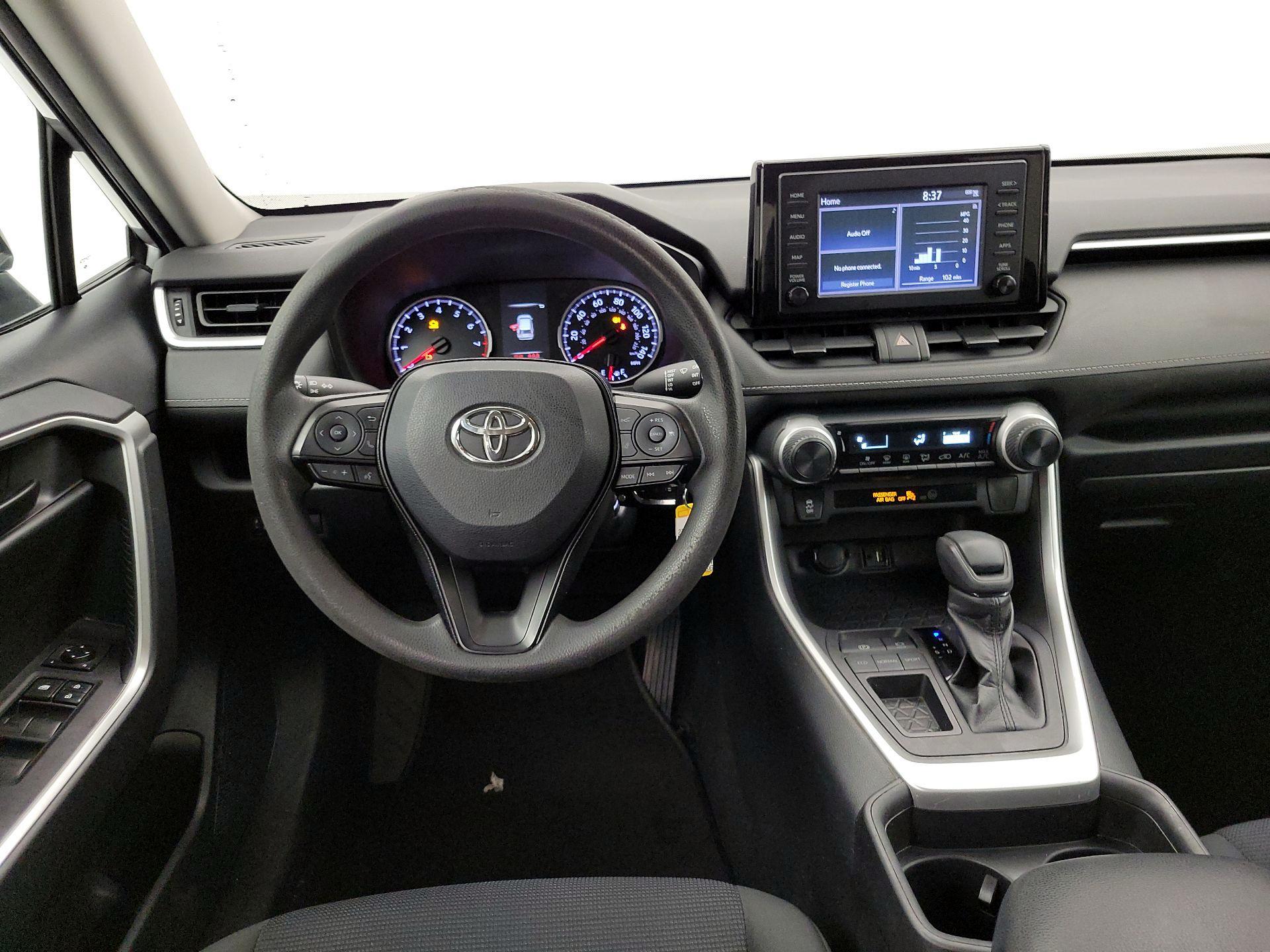 Thumbnail: 2019 Toyota RAV4 - 10
