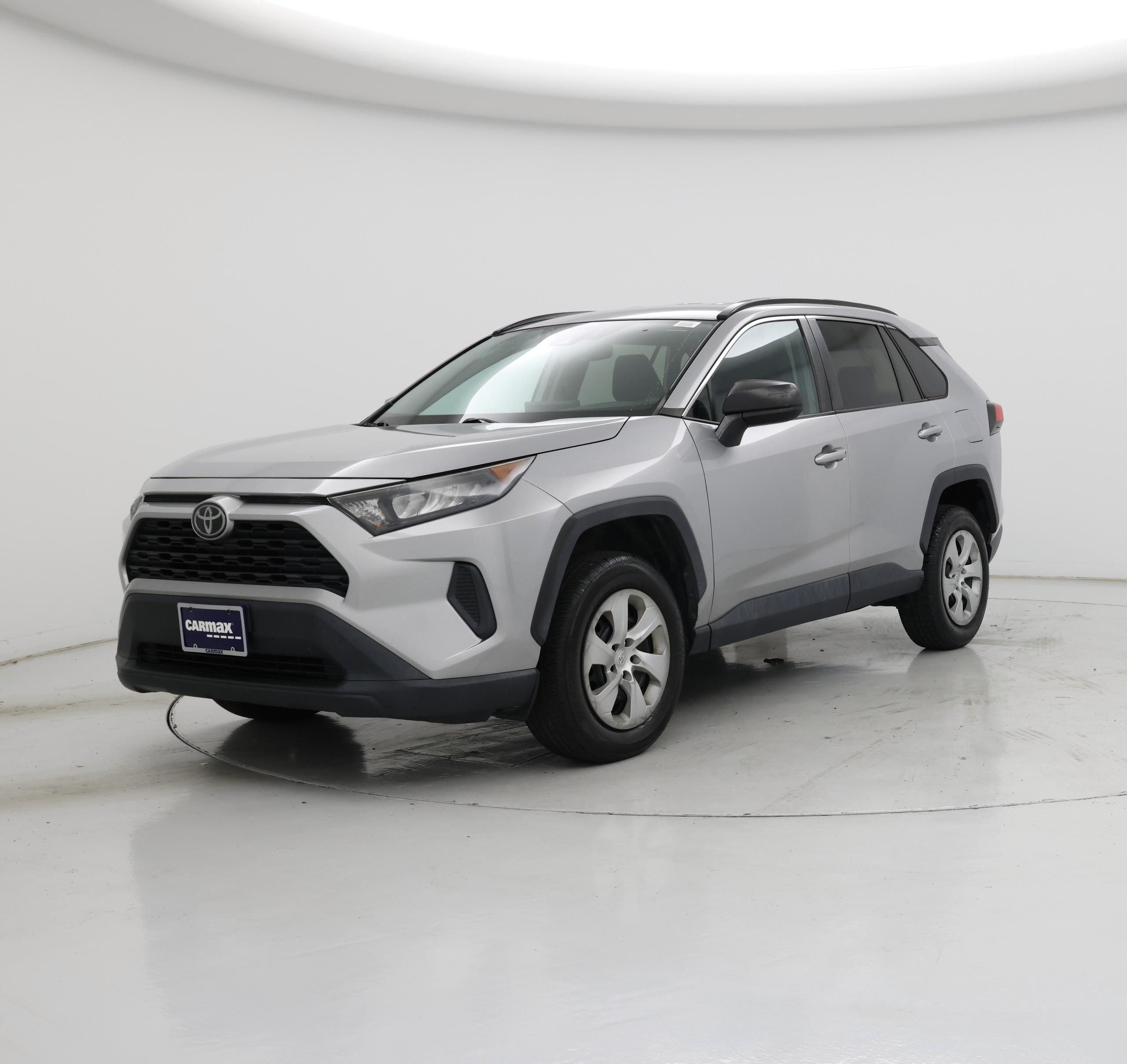 Thumbnail: 2019 Toyota RAV4 - 4