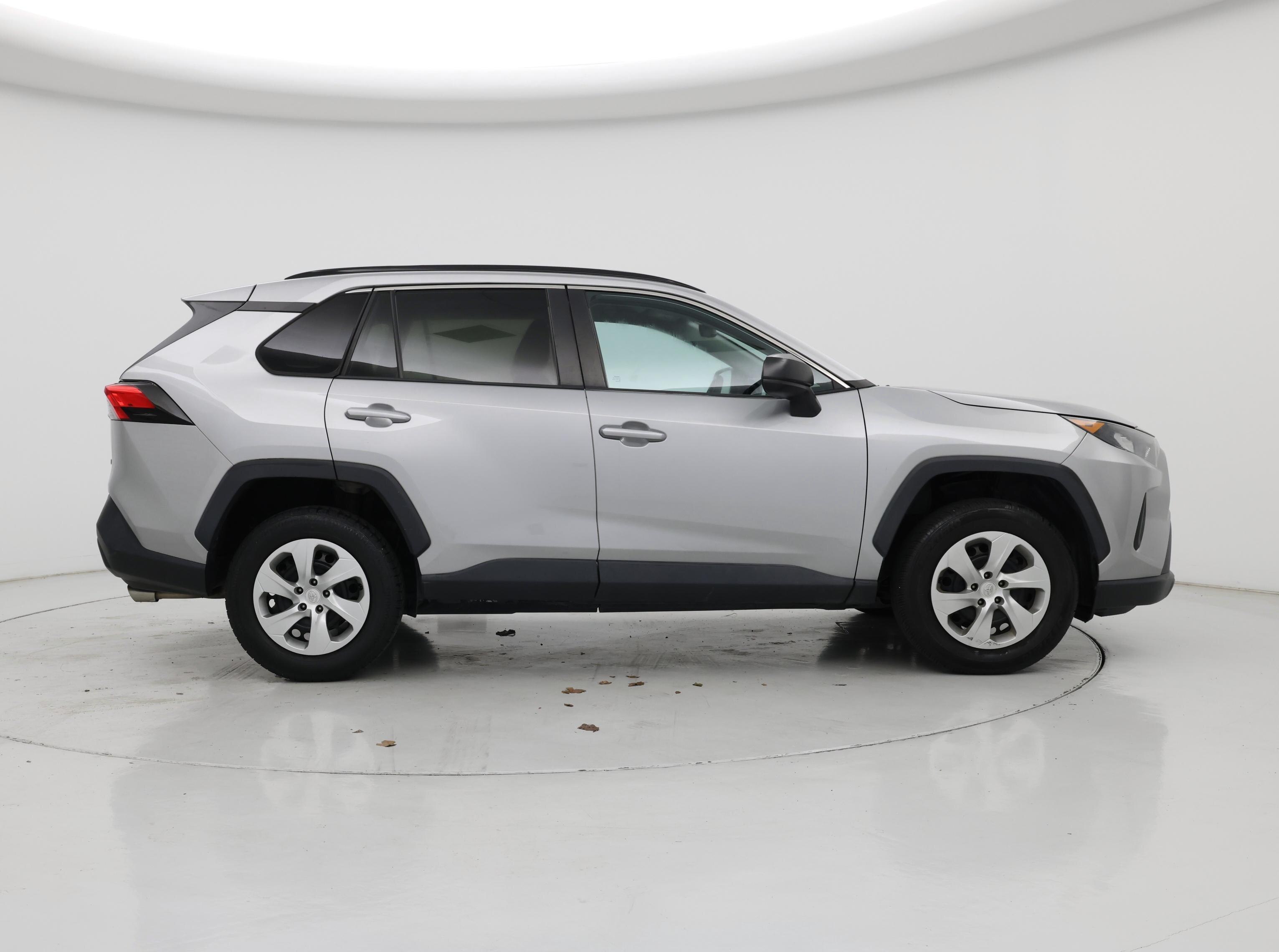 Thumbnail: 2019 Toyota RAV4 - 7