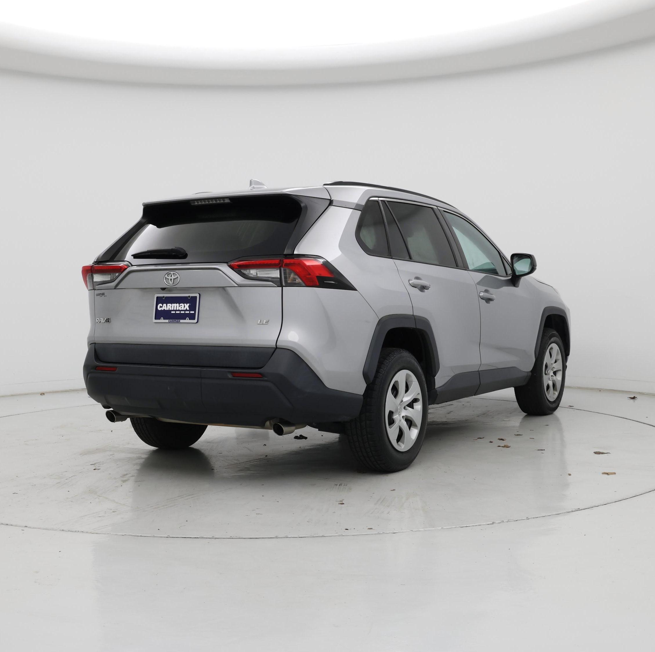 Thumbnail: 2019 Toyota RAV4 - 8