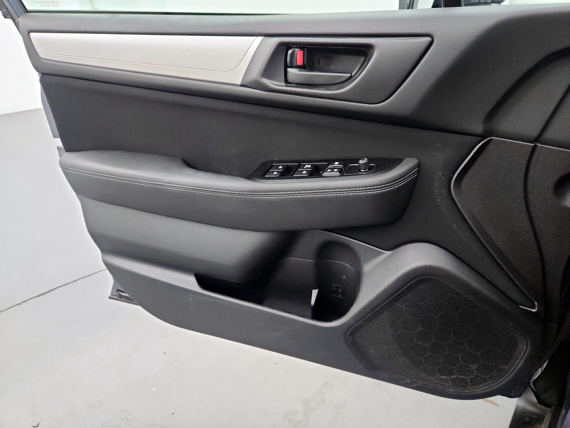 Thumbnail: 2017 Subaru Outback - 12