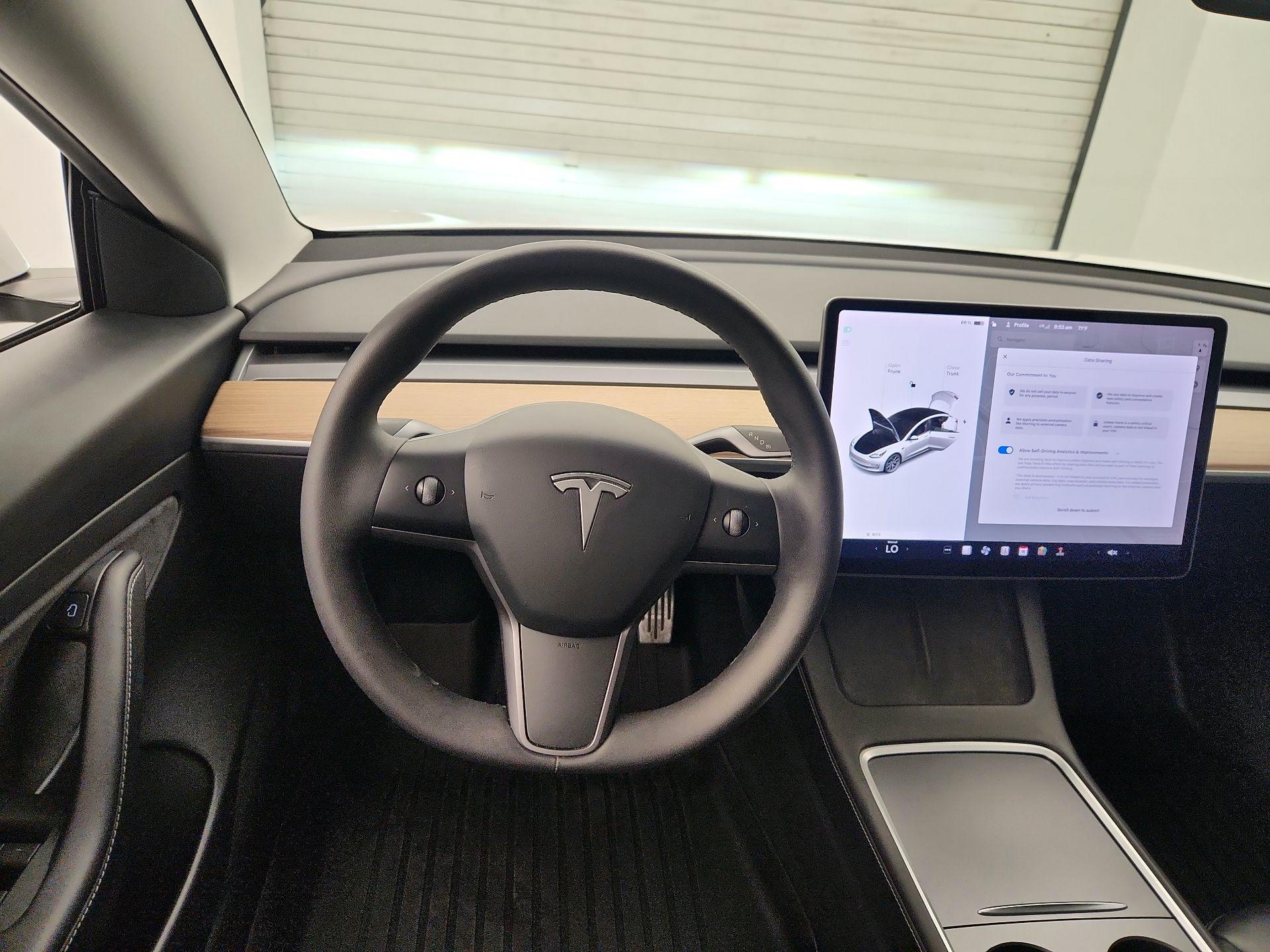 Thumbnail: 2021 Tesla Model 3 - 10