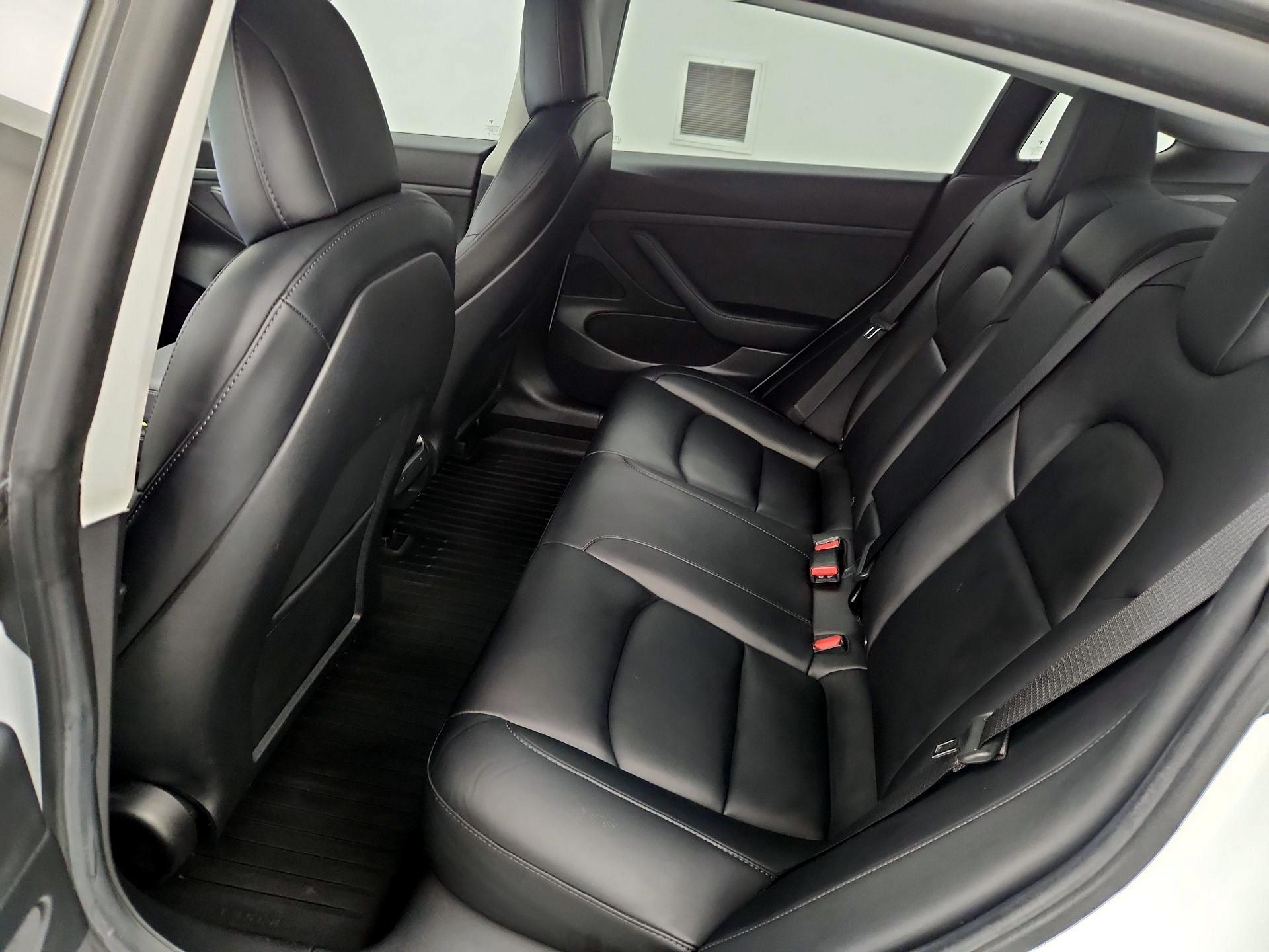 Thumbnail: 2021 Tesla Model 3 - 18