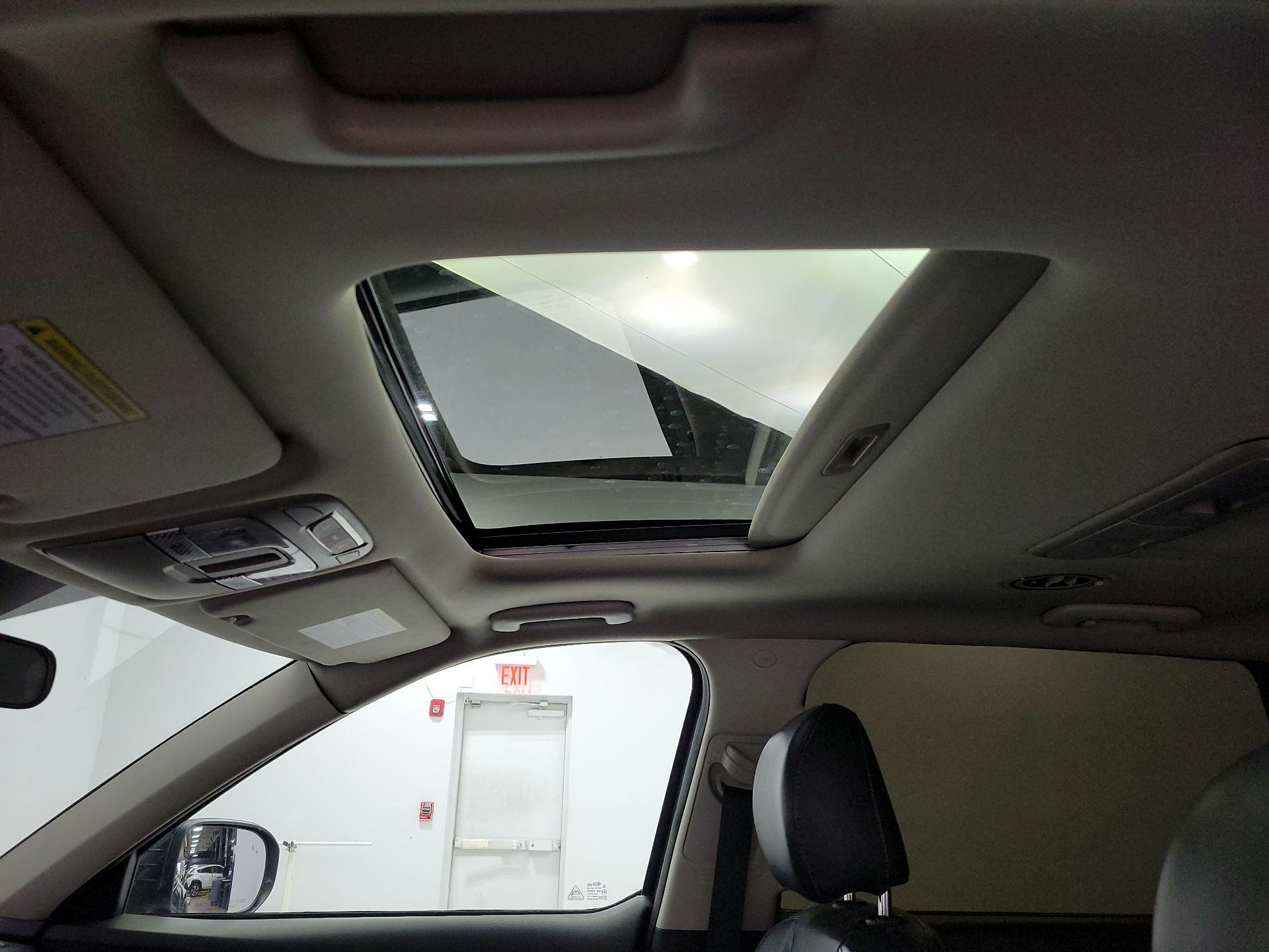 Thumbnail: 2021 Kia Telluride - 19