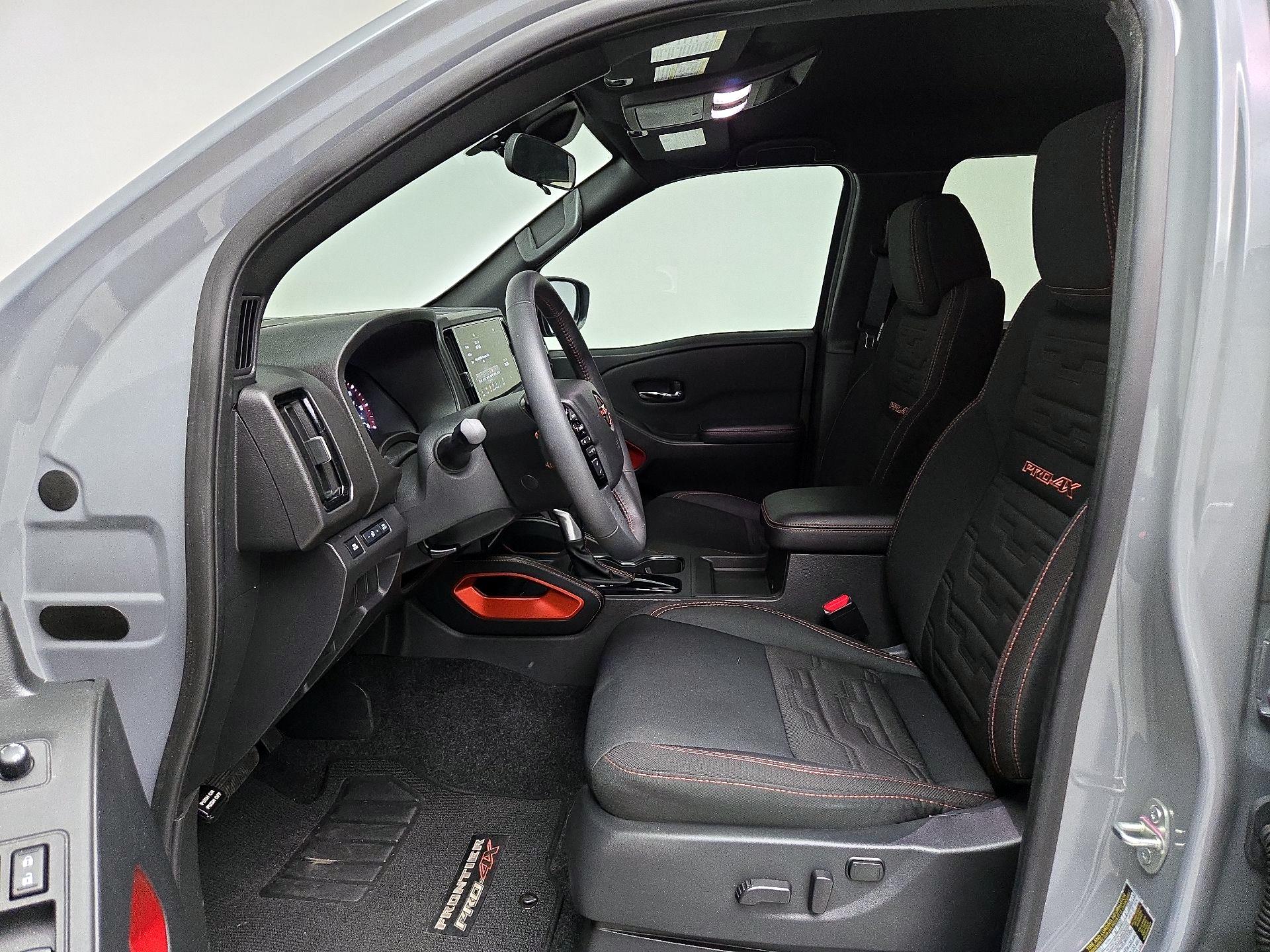 Thumbnail: 2025 Nissan Frontier - 11