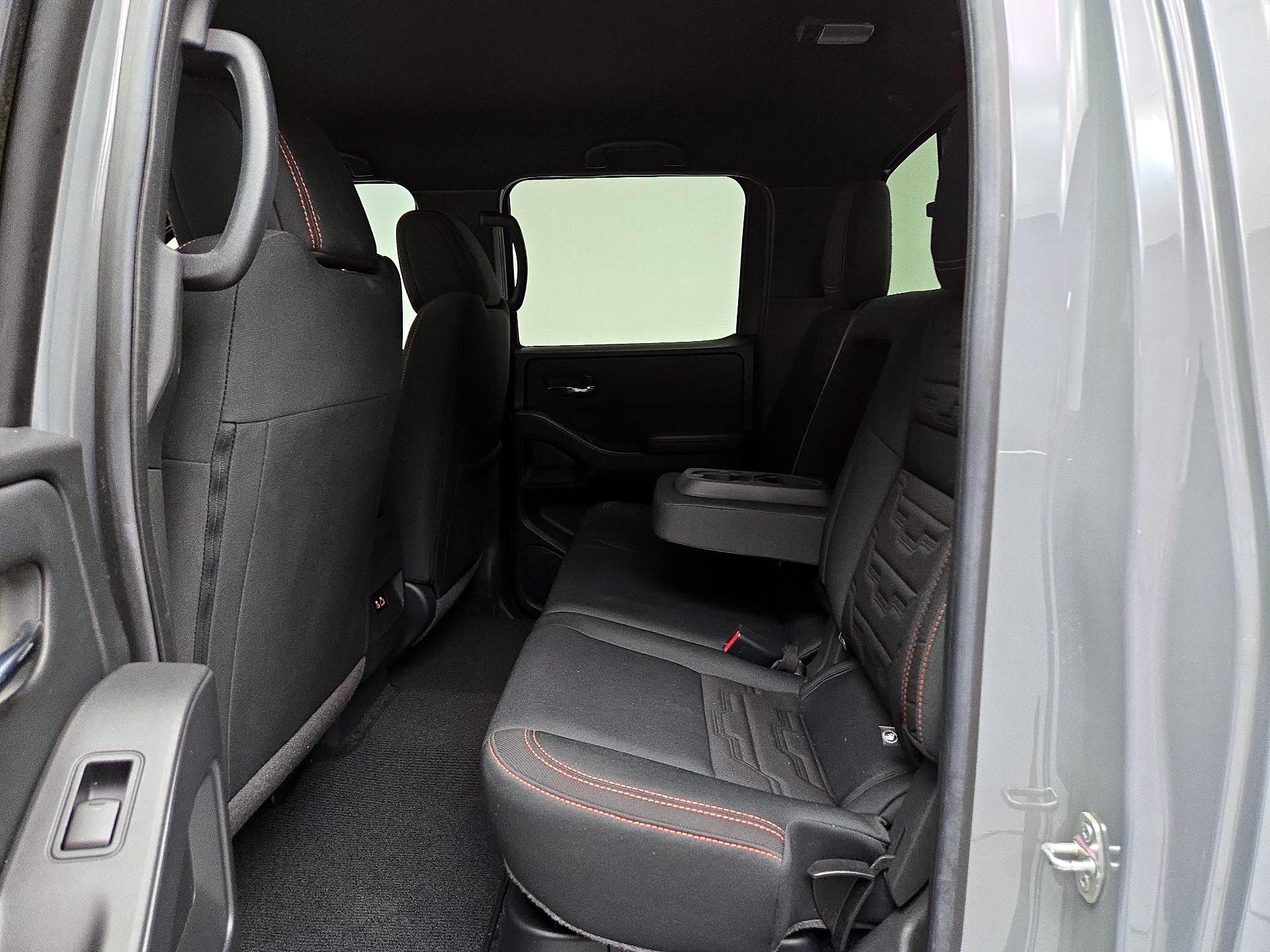 Thumbnail: 2025 Nissan Frontier - 19