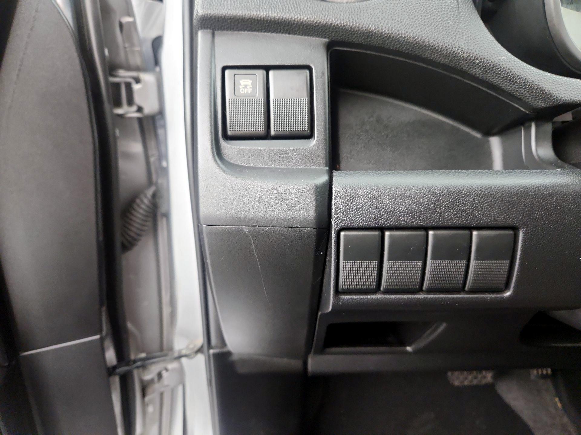 Thumbnail: 2014 Mazda Mazda5 - 13