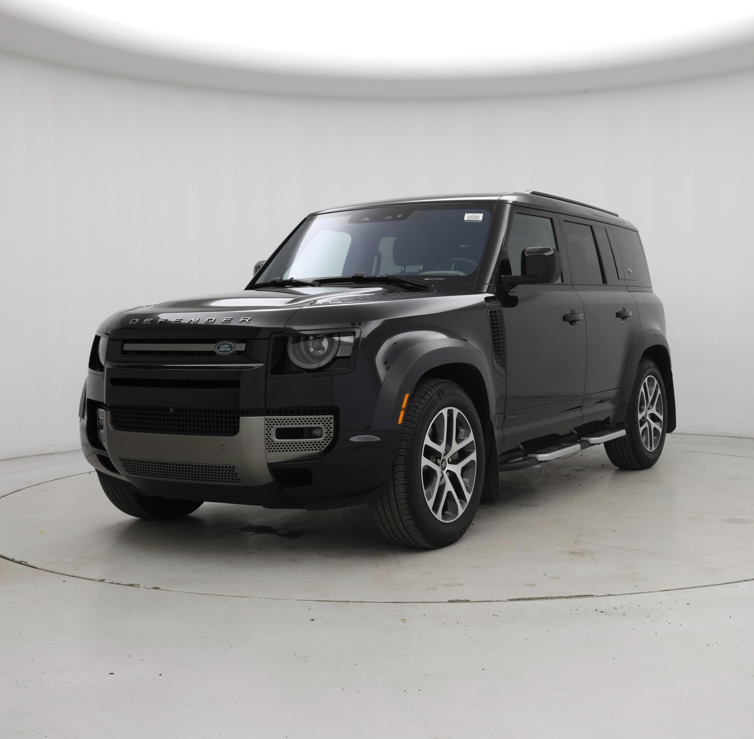 Thumbnail: 2021 Land Rover Defender - 4