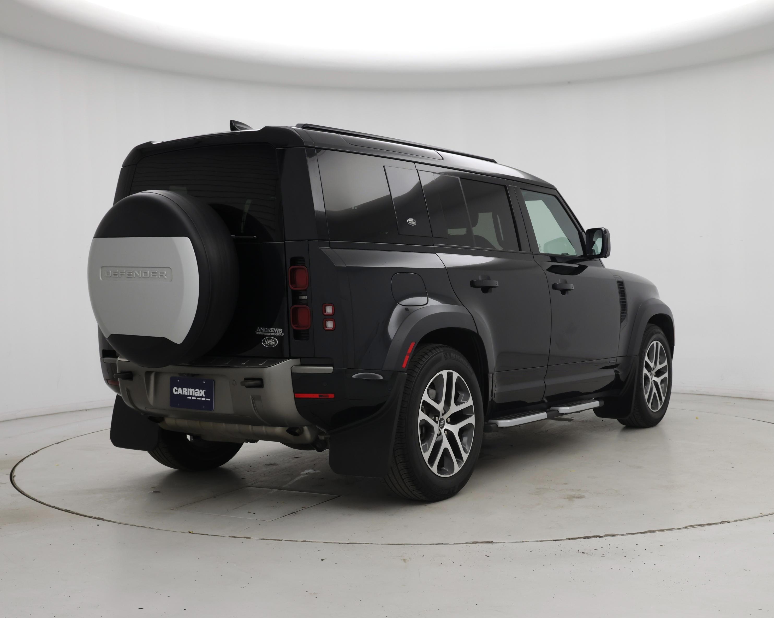 Thumbnail: 2021 Land Rover Defender - 8