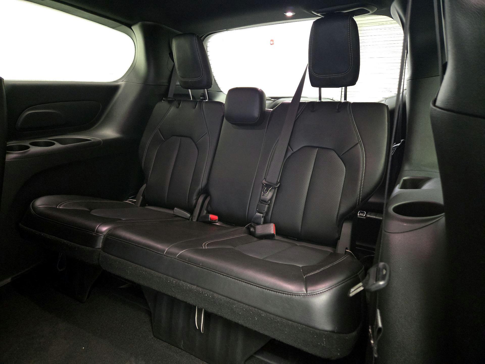 Thumbnail: 2025 Chrysler Pacifica - 20