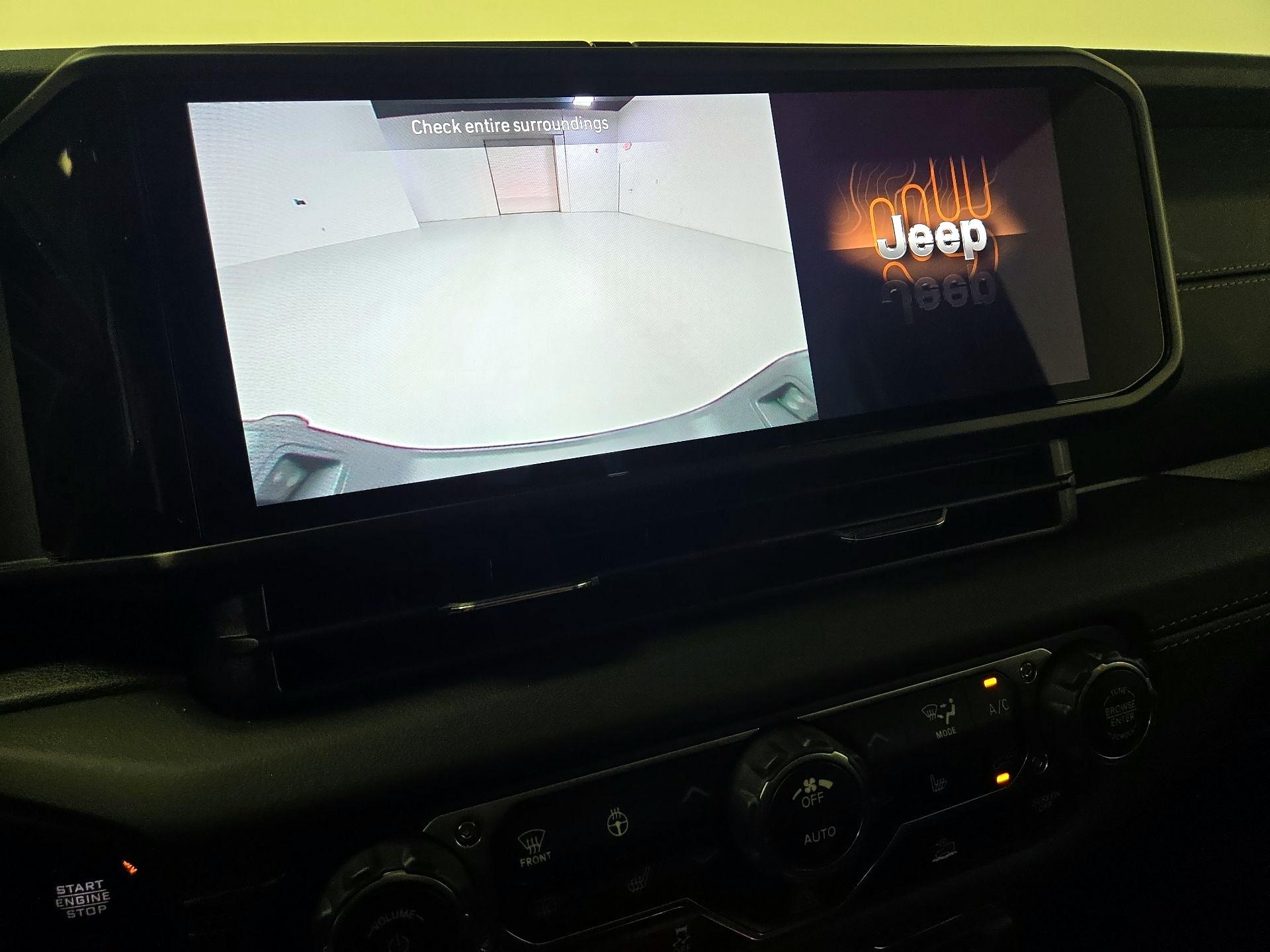 Thumbnail: 2025 Jeep Gladiator - 14