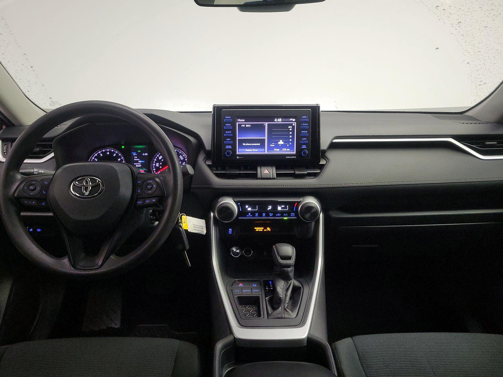 Thumbnail: 2020 Toyota RAV4 - 9