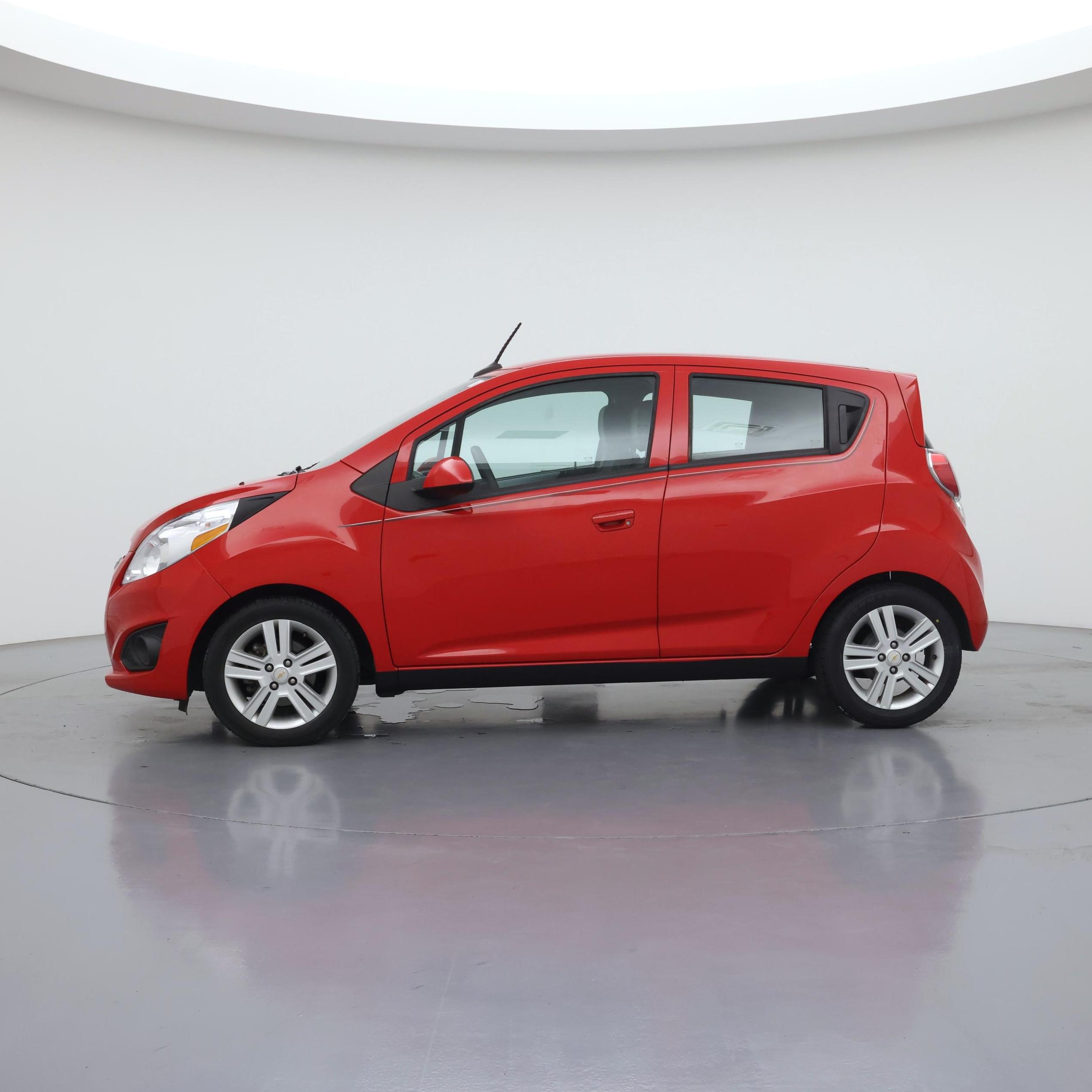 Thumbnail: 2014 Chevrolet Spark - 3