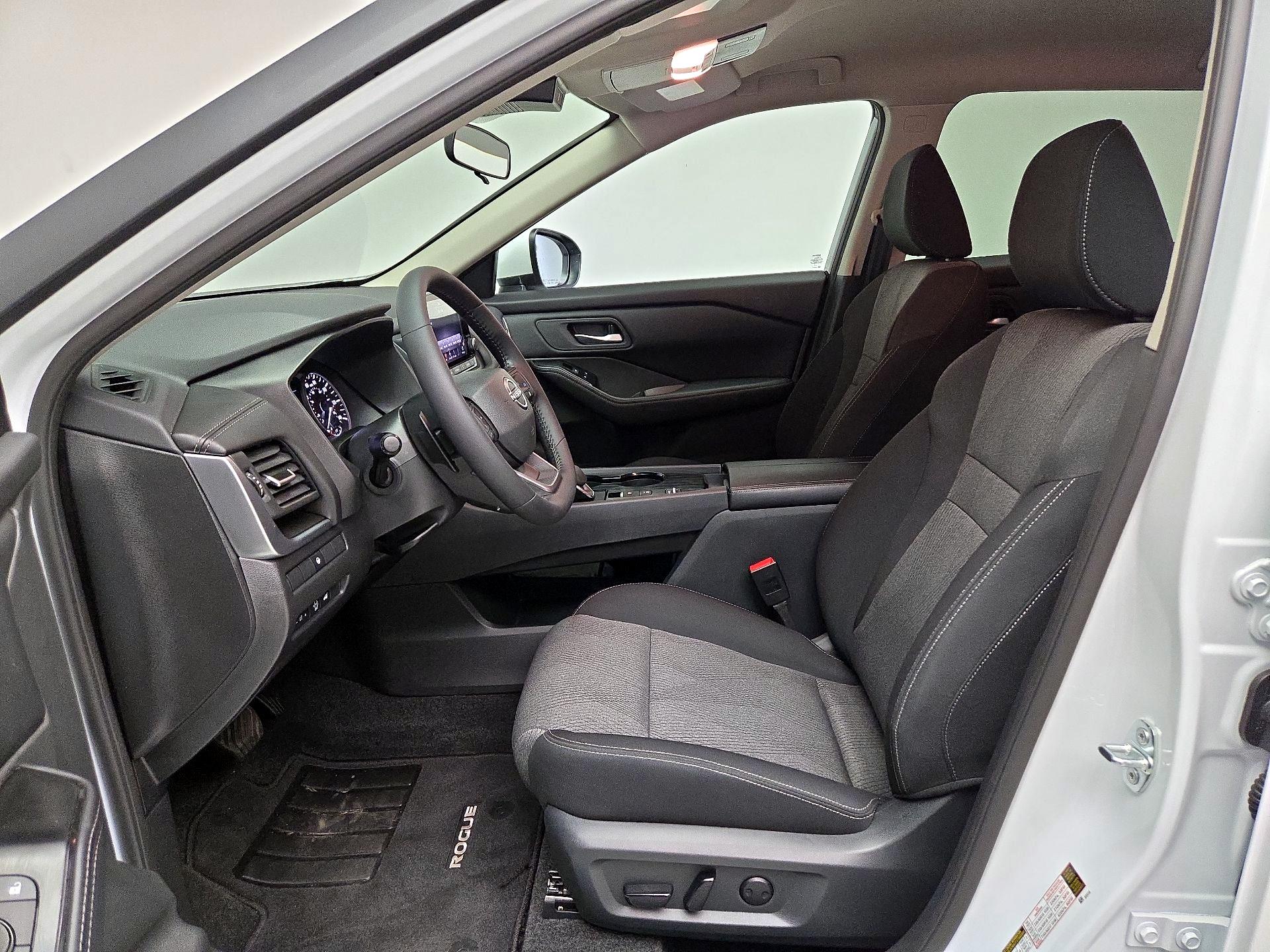 Thumbnail: 2026 Nissan Rogue - 11